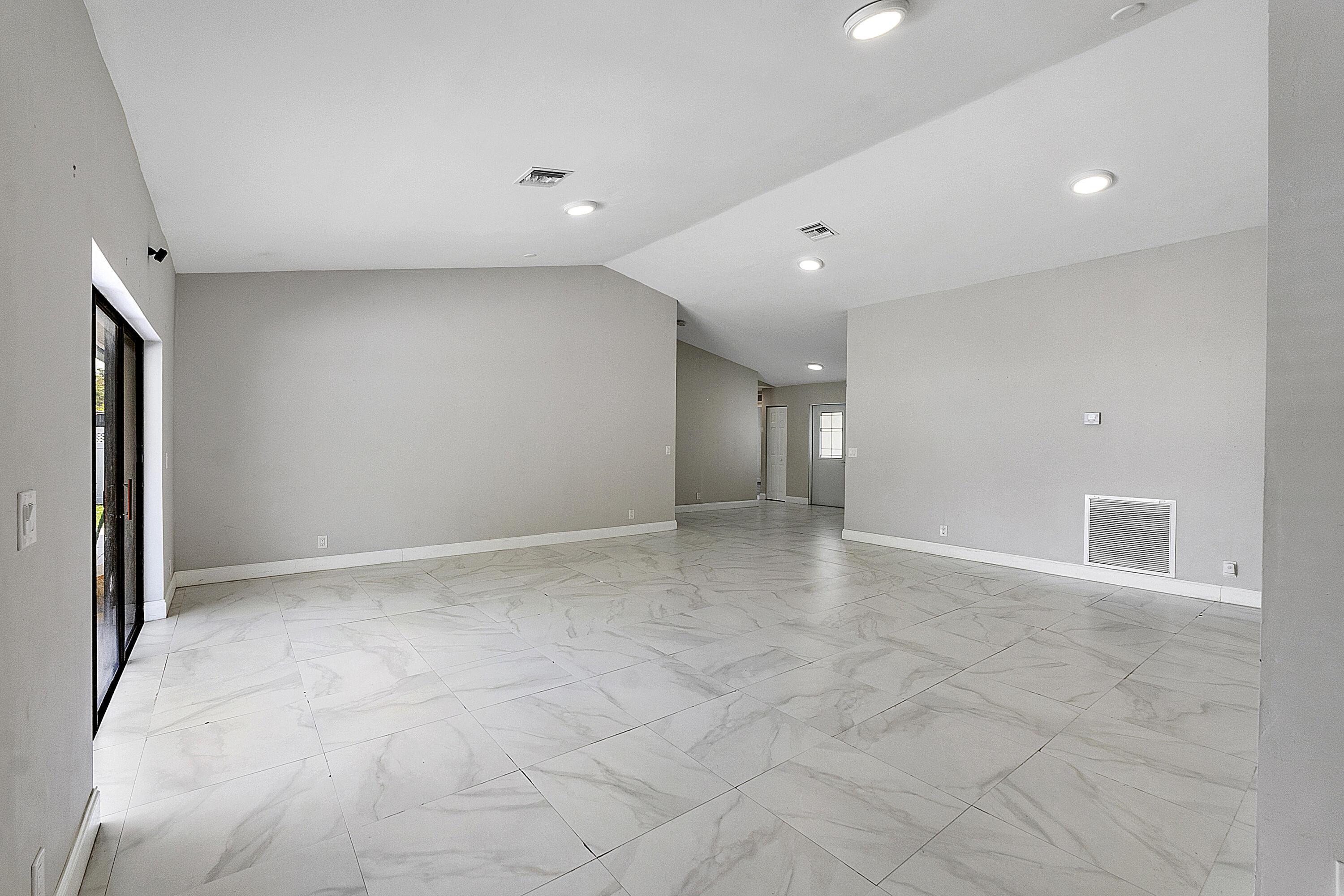 11461 NW 39th, Coral Springs FL 33065