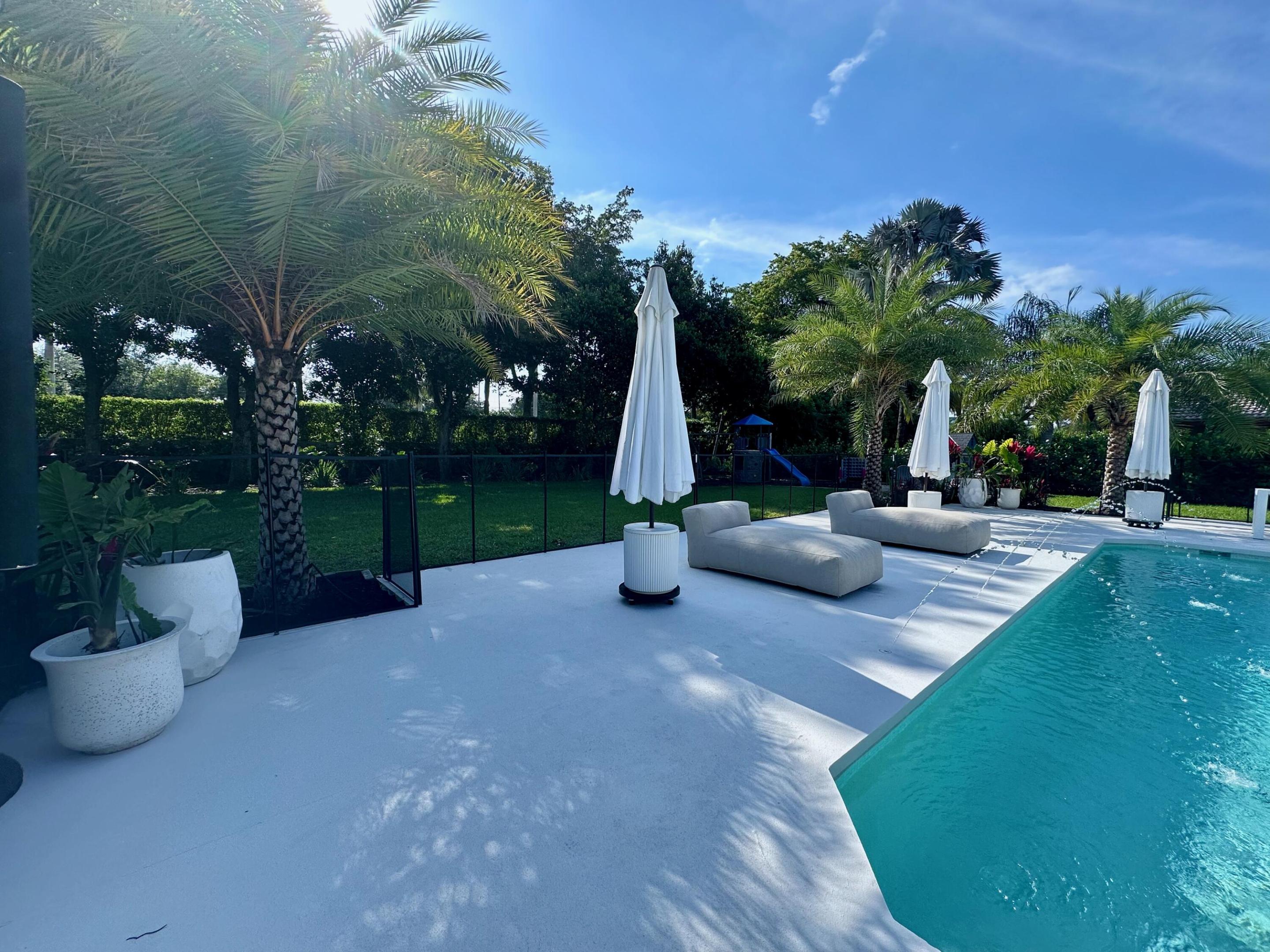 2804 Banyan Boulevard, Boca Raton FL 33431