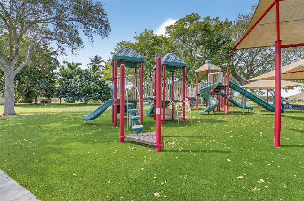 2804 Banyan Boulevard, Boca Raton FL 33431