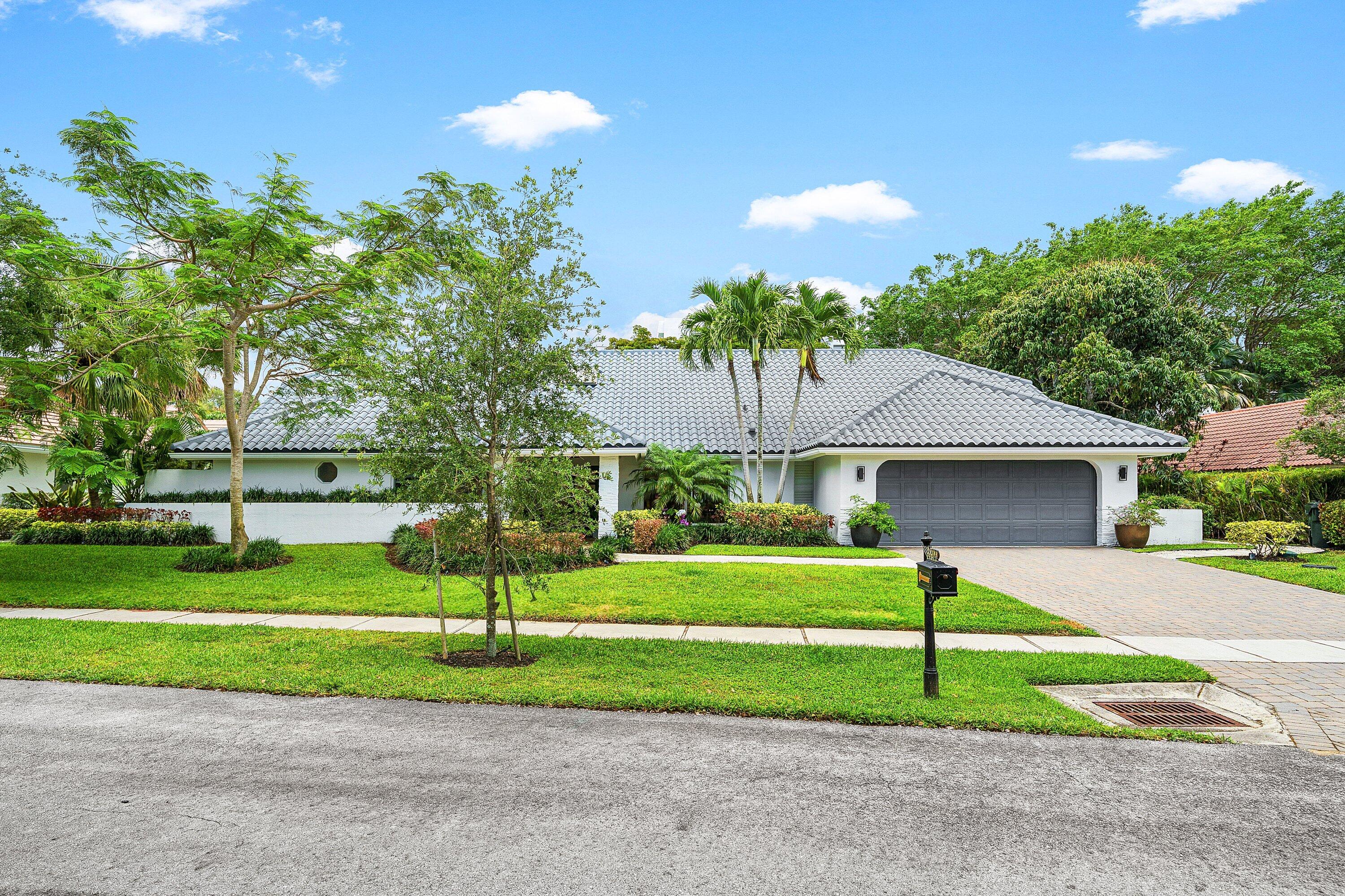 3030 Canterbury, Boca Raton FL 33434