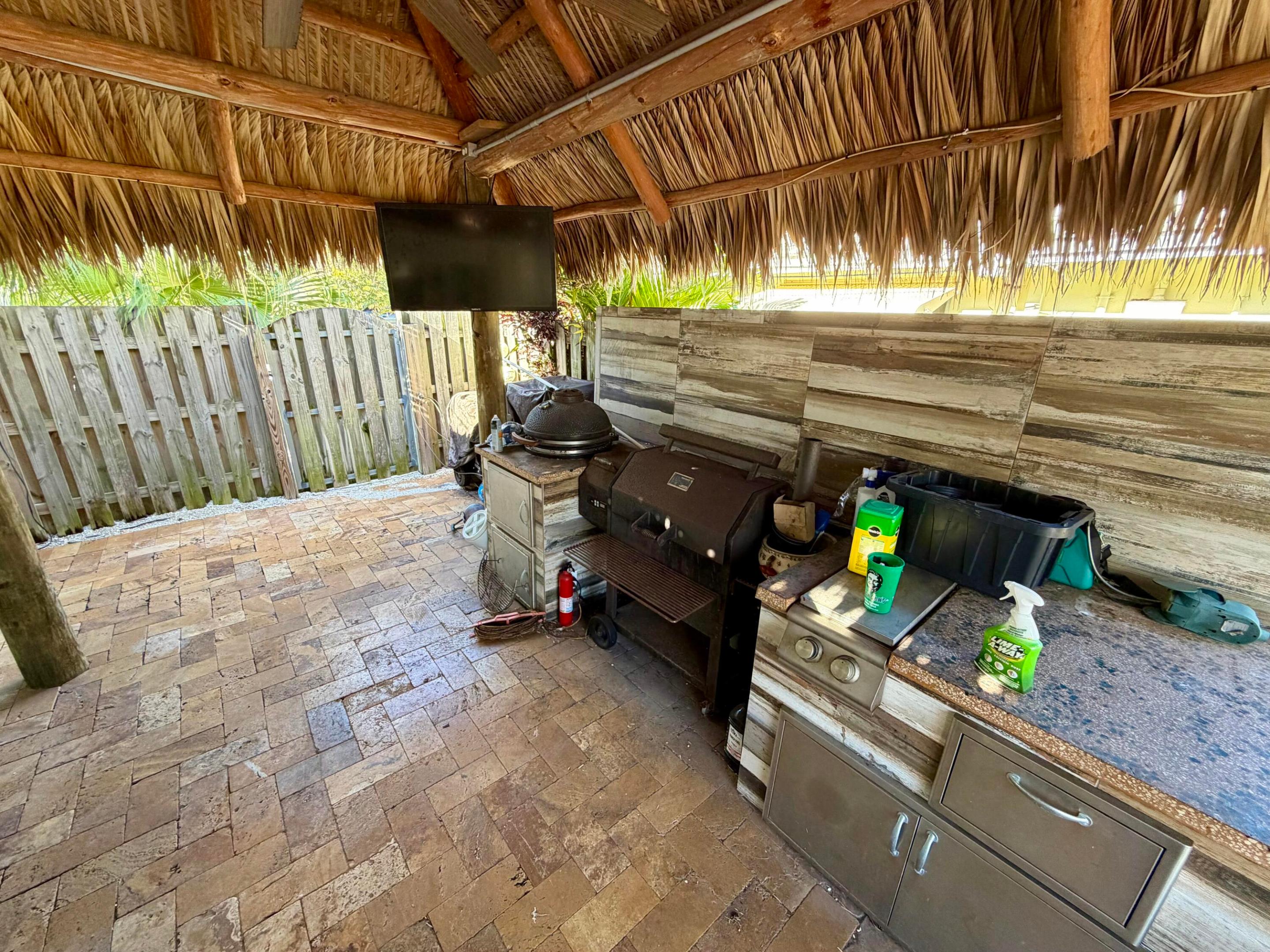 712 Forsyth, Boca Raton FL 33487