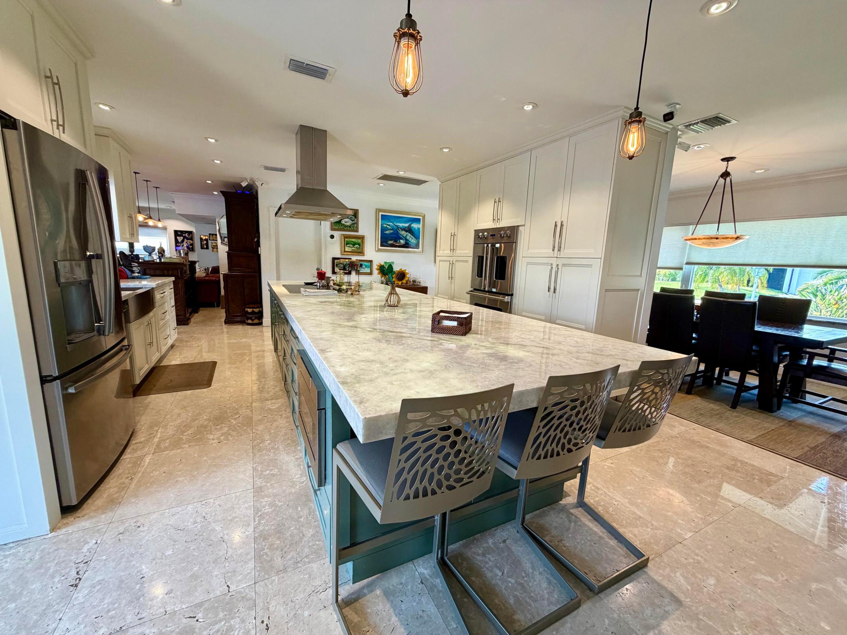 712 Forsyth, Boca Raton FL 33487