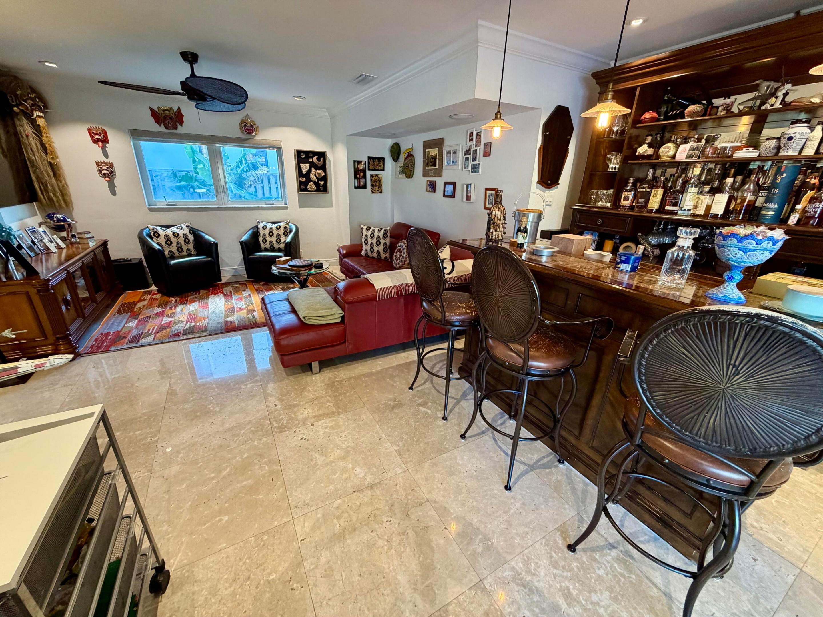 712 Forsyth, Boca Raton FL 33487