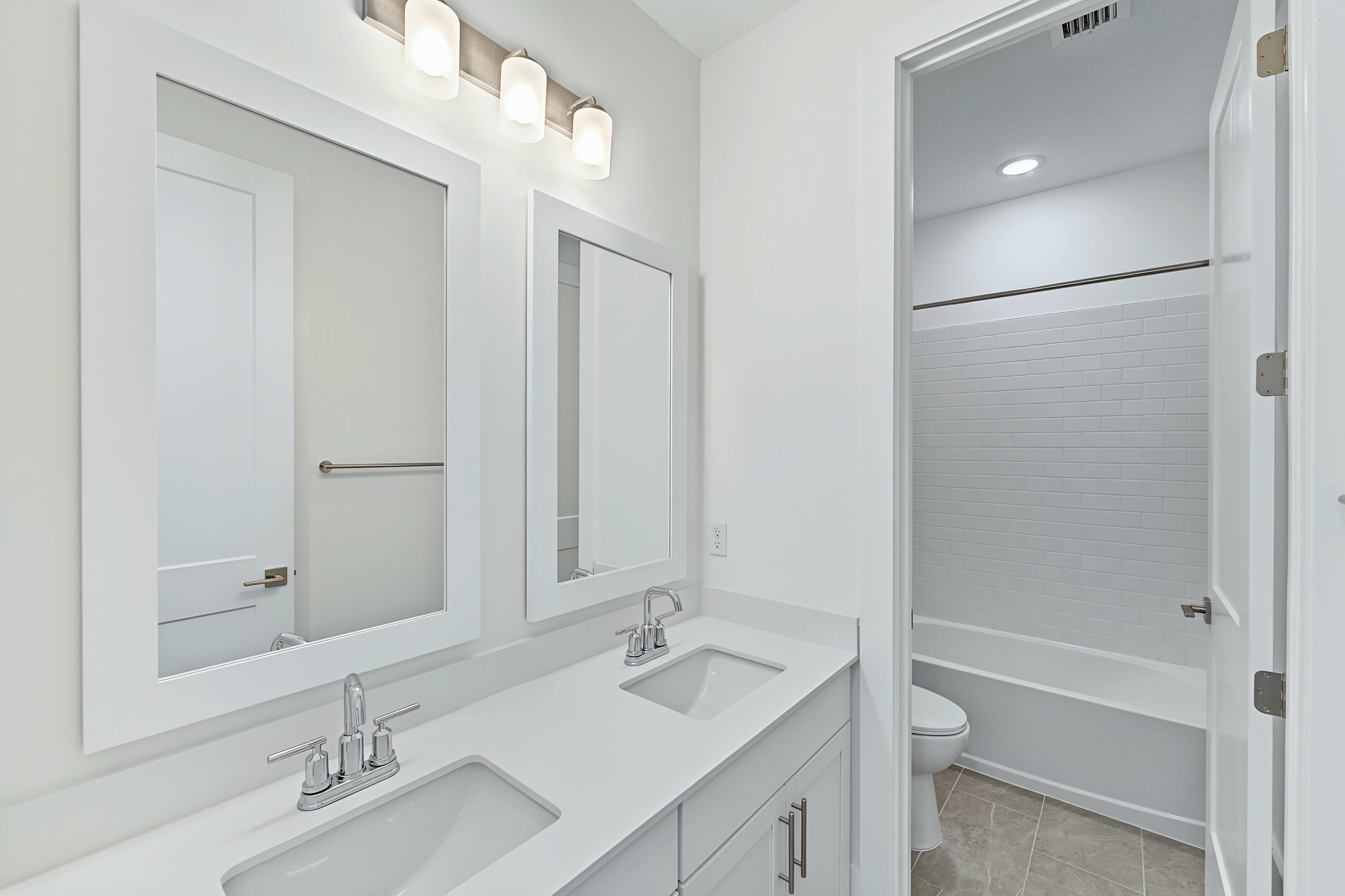138 Parkside #10, Royal Palm Beach FL 33414