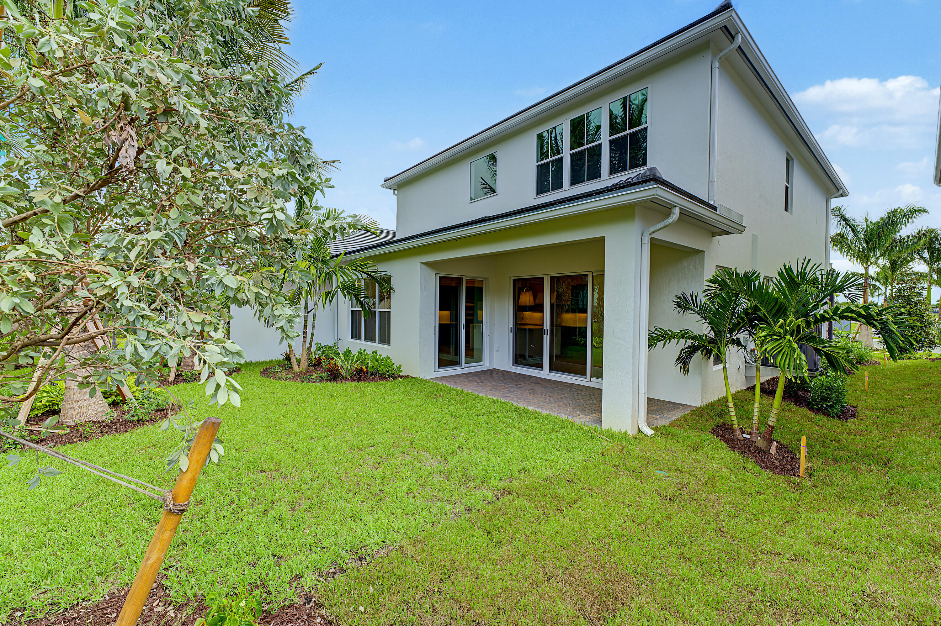 138 Parkside #10, Royal Palm Beach FL 33414