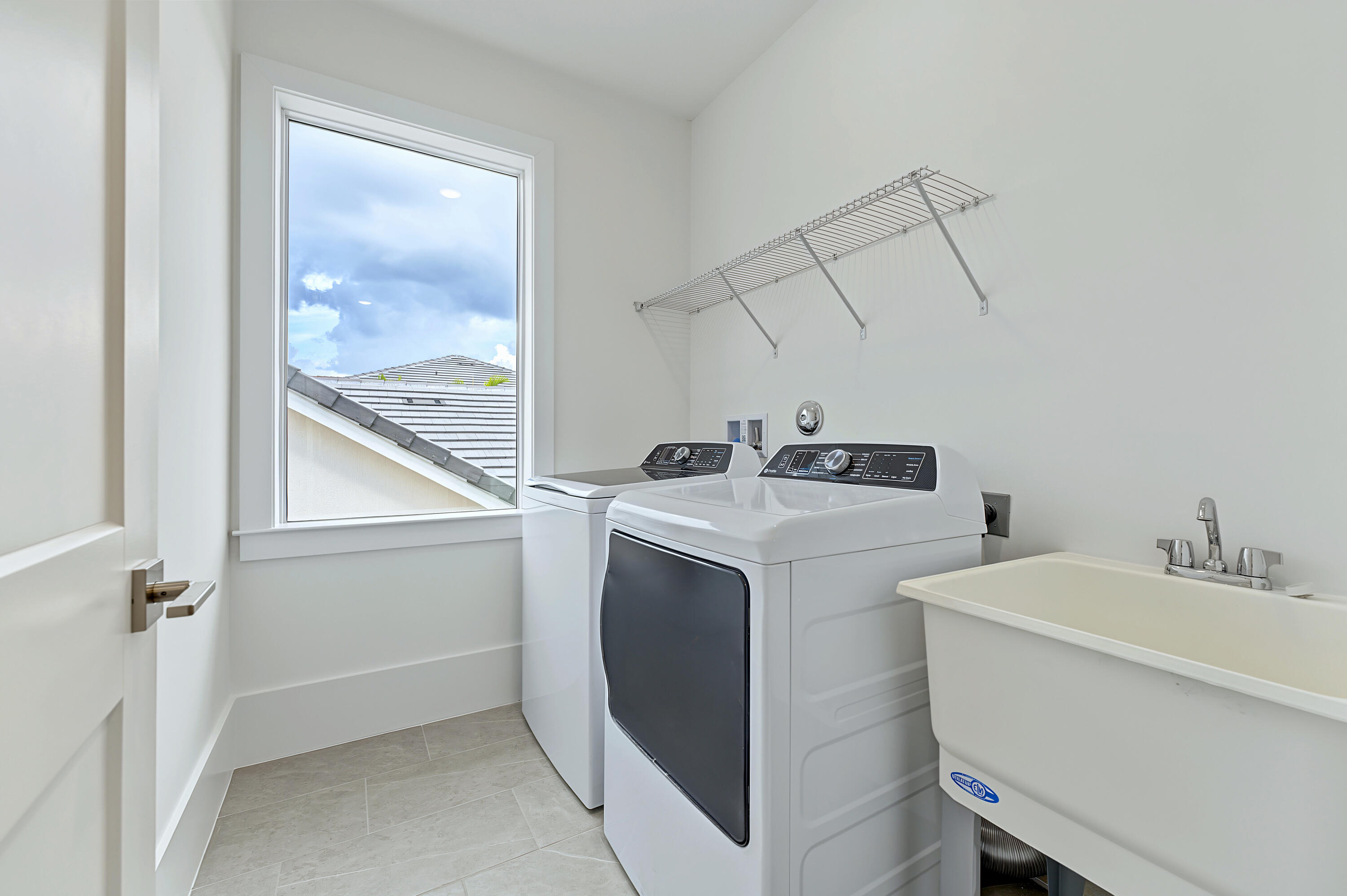 138 Parkside #10, Royal Palm Beach FL 33414
