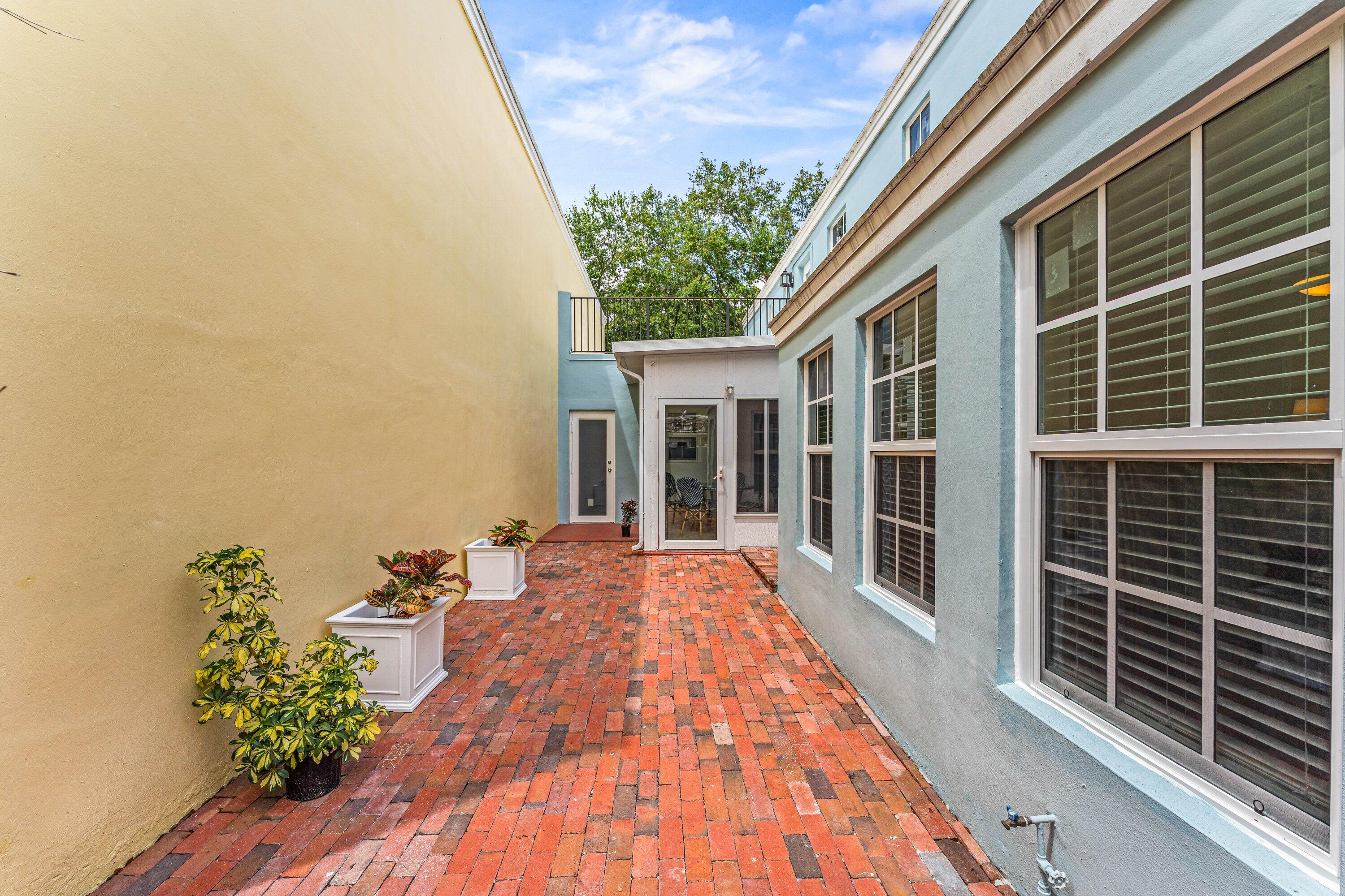5908 Catesby, Boca Raton FL 33433