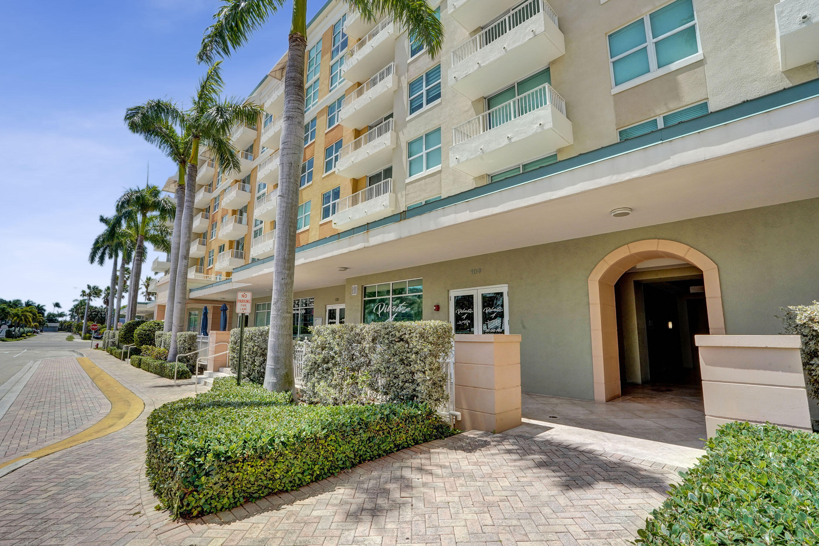 700 E Boynton Beach #406, Boynton Beach FL 33435