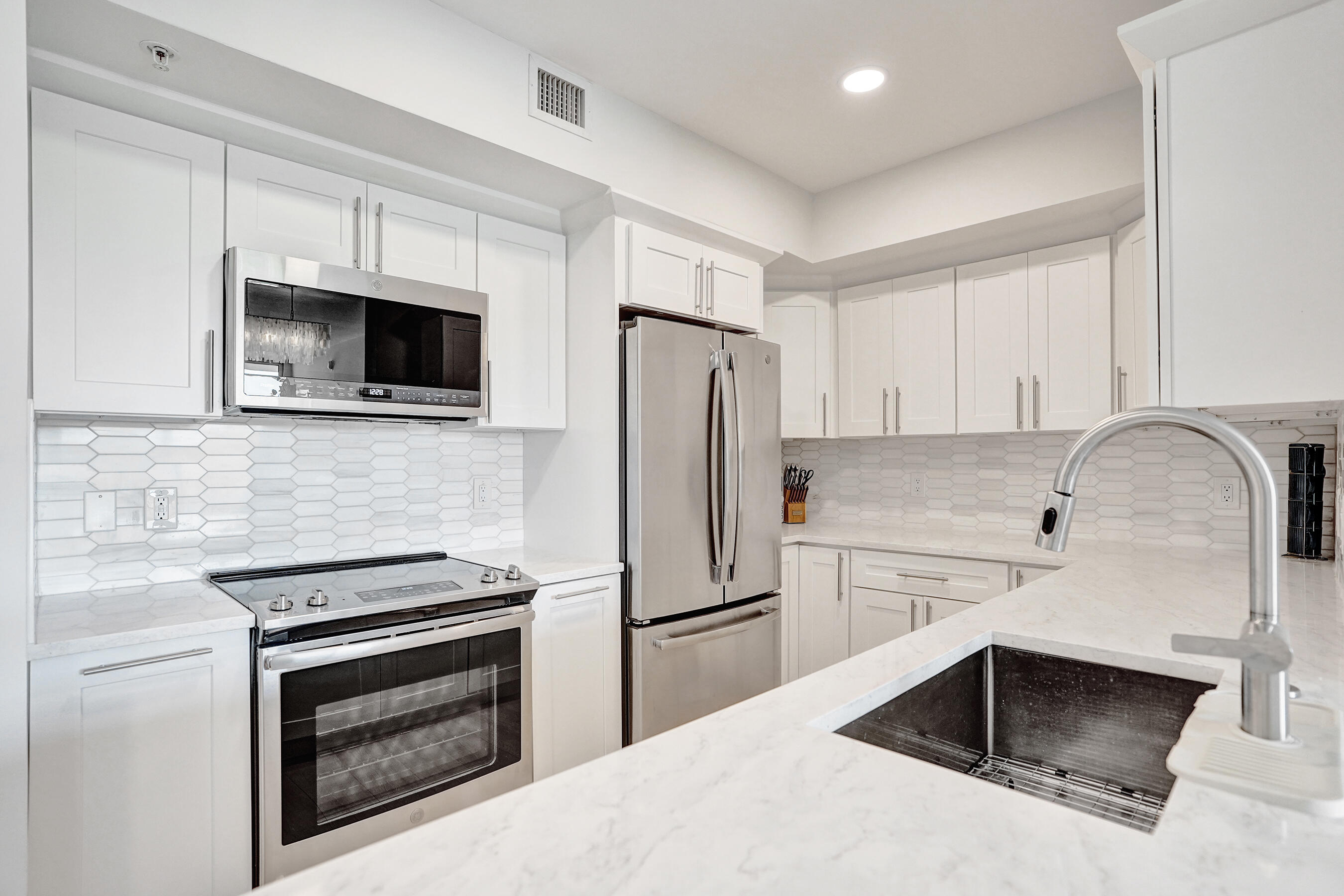 700 E Boynton Beach #406, Boynton Beach FL 33435