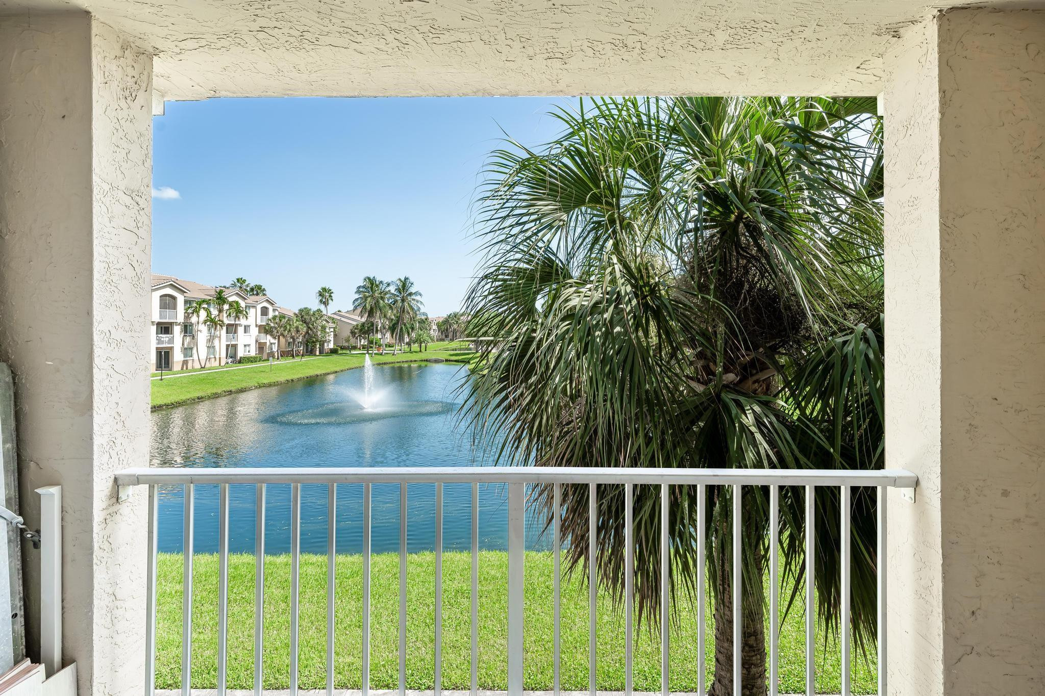 2600 S University #208, Davie FL 33328