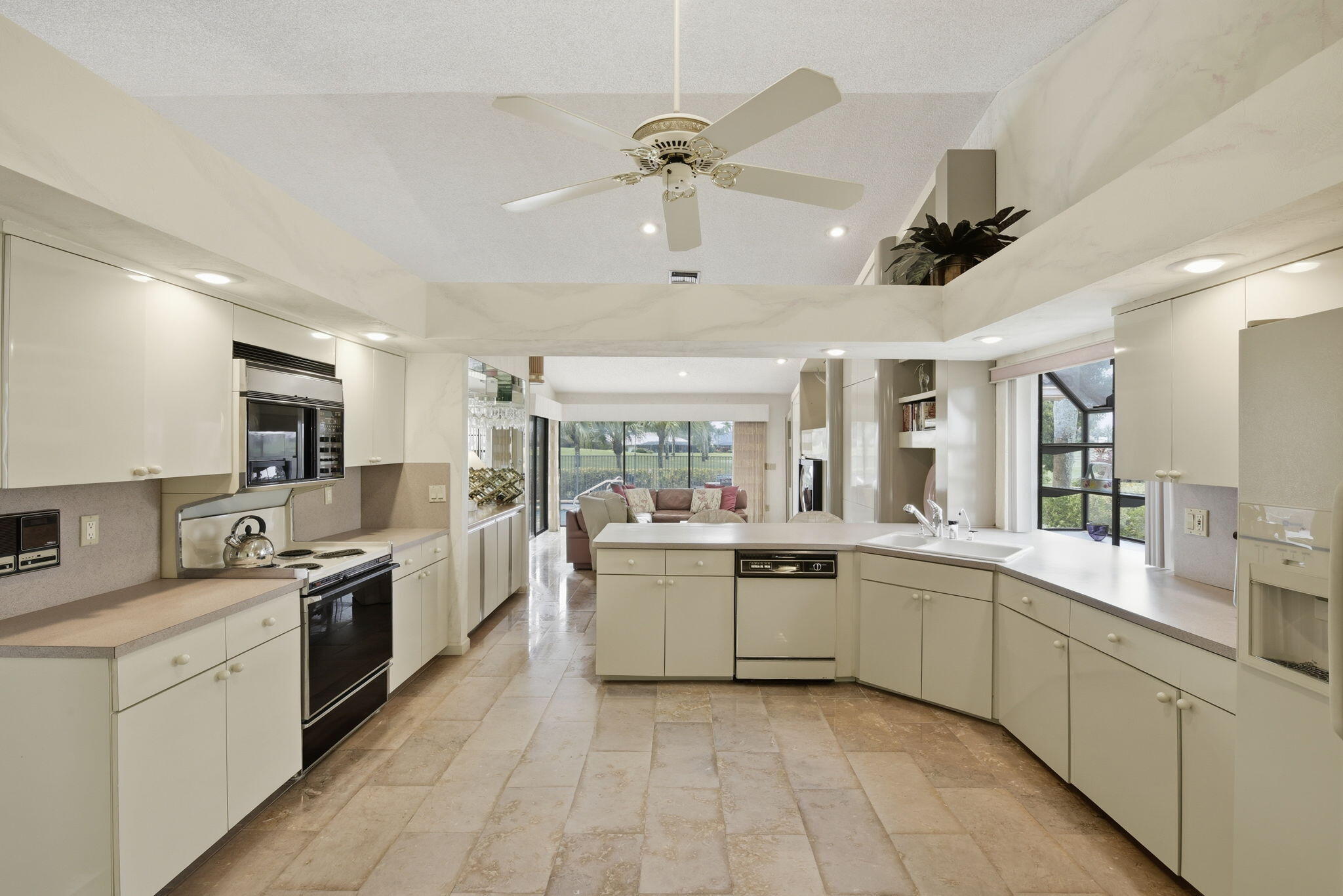 10330 Silver Lake, Boca Raton FL 33428