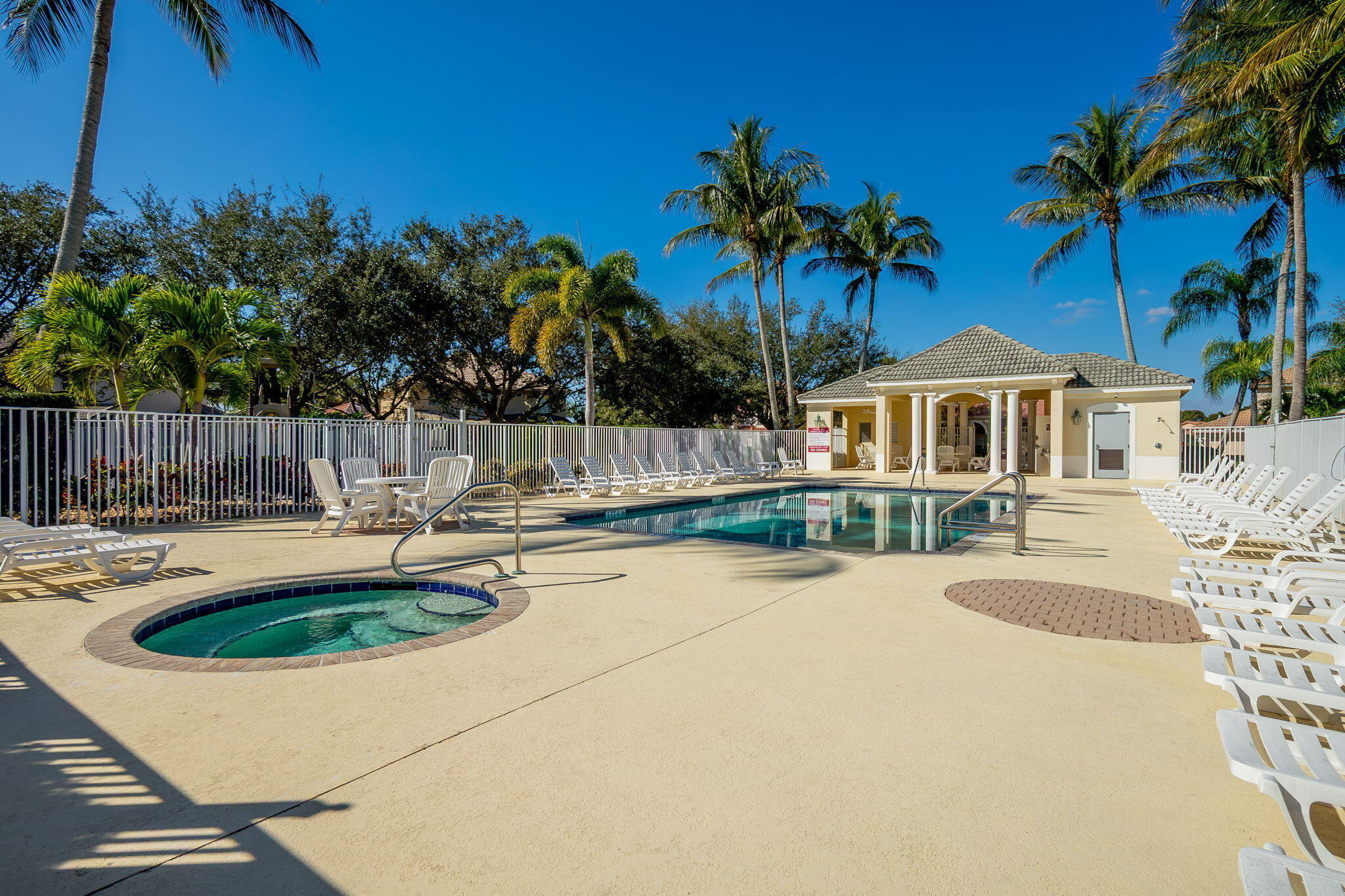 3887 Hamilton, West Palm Beach FL 33411