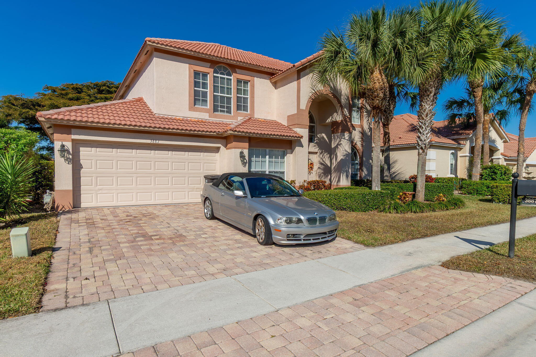 3887 Hamilton, West Palm Beach FL 33411