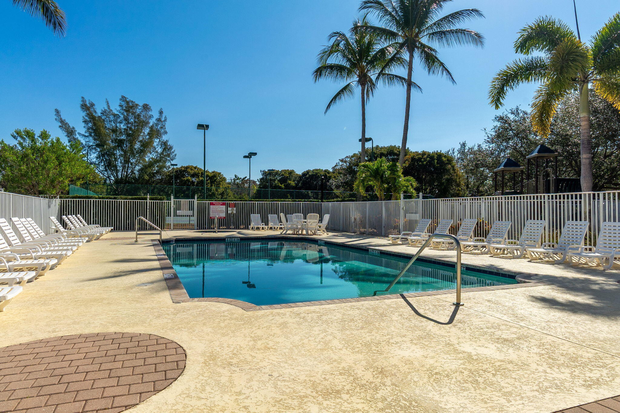 3887 Hamilton, West Palm Beach FL 33411