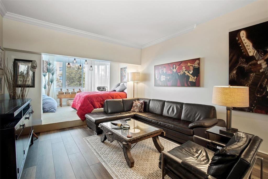 333 Sunset #104, Fort Lauderdale FL 33301