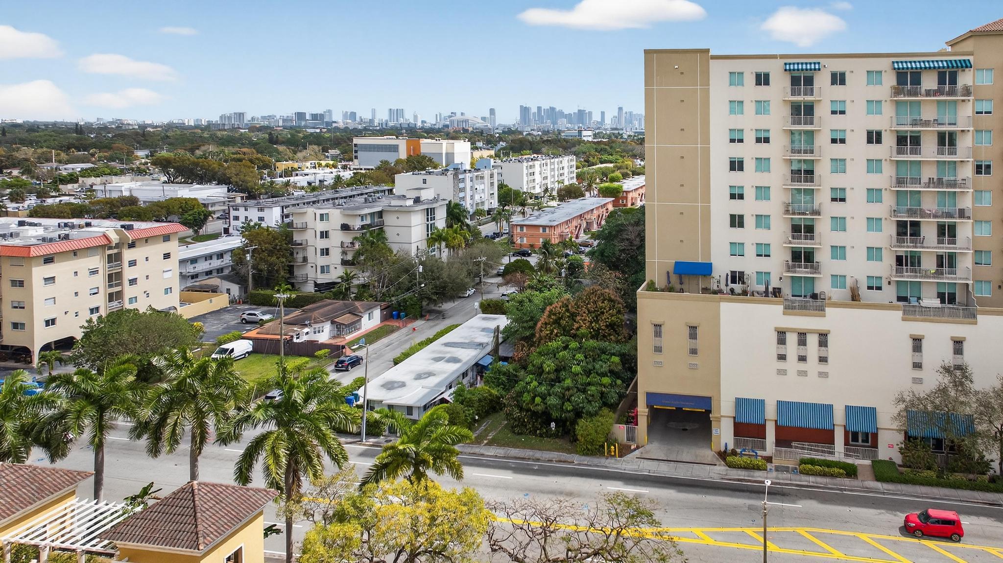 975 SW 37th, Miami FL 33135