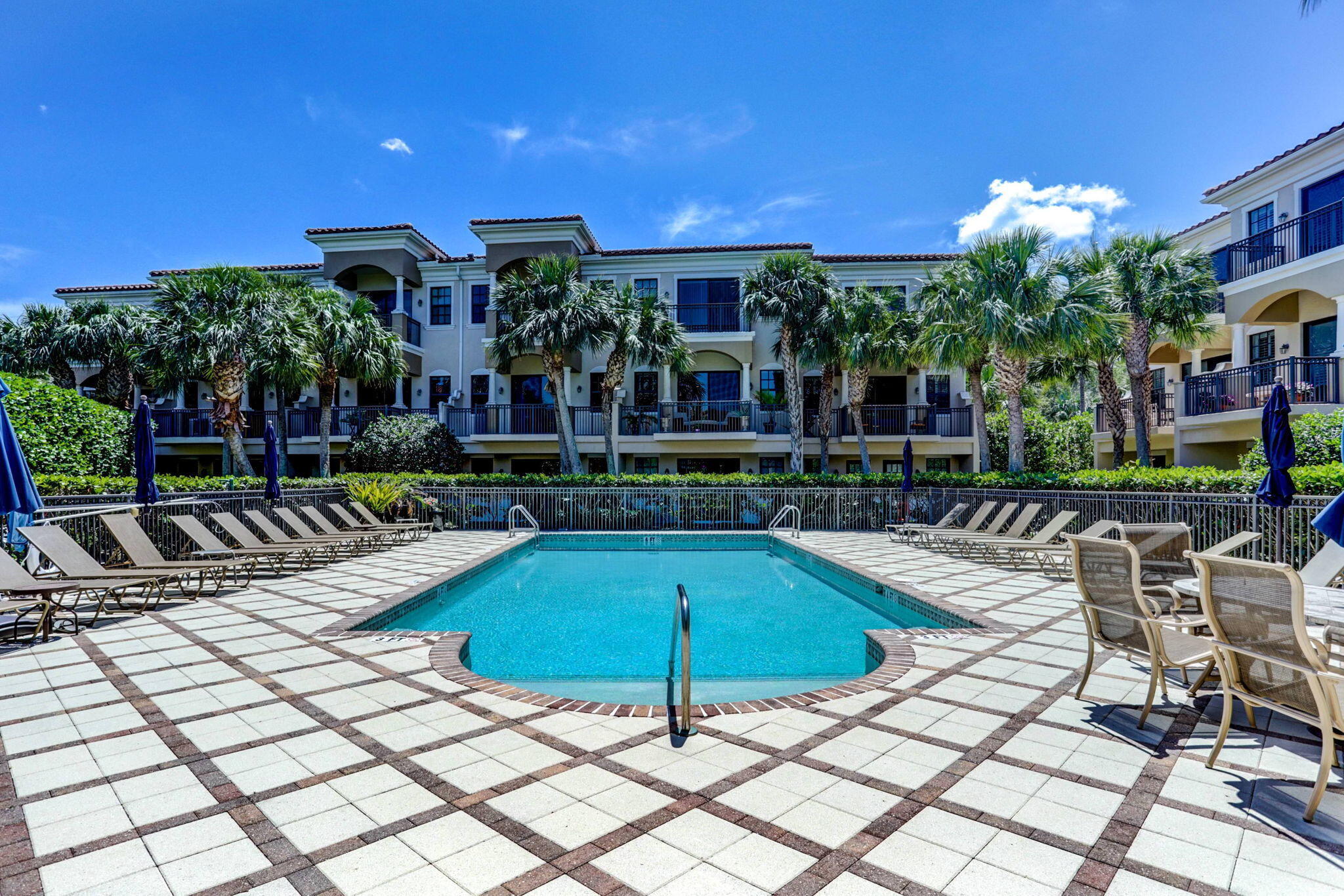803 Del Sol, Tequesta FL 33469