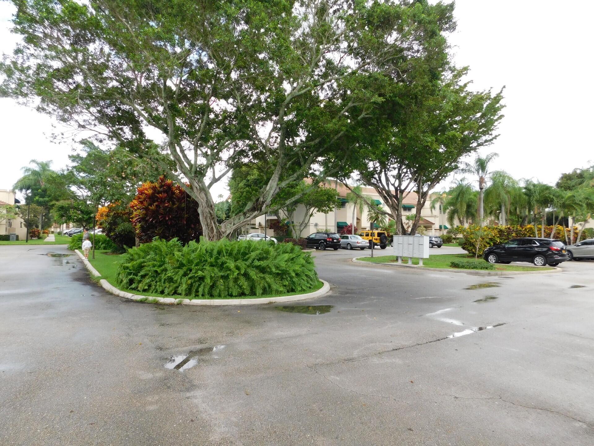 6630 Via Regina, Boca Raton FL 33433