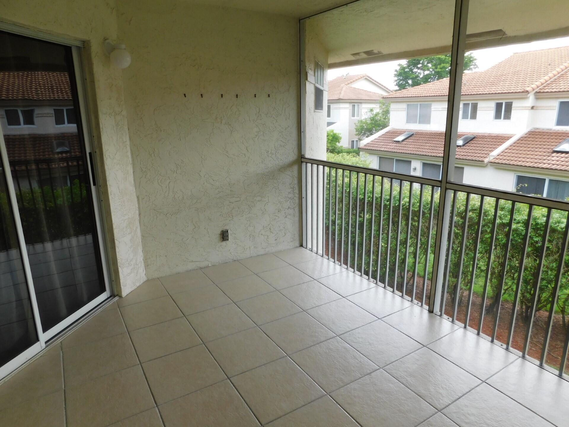 6630 Via Regina, Boca Raton FL 33433