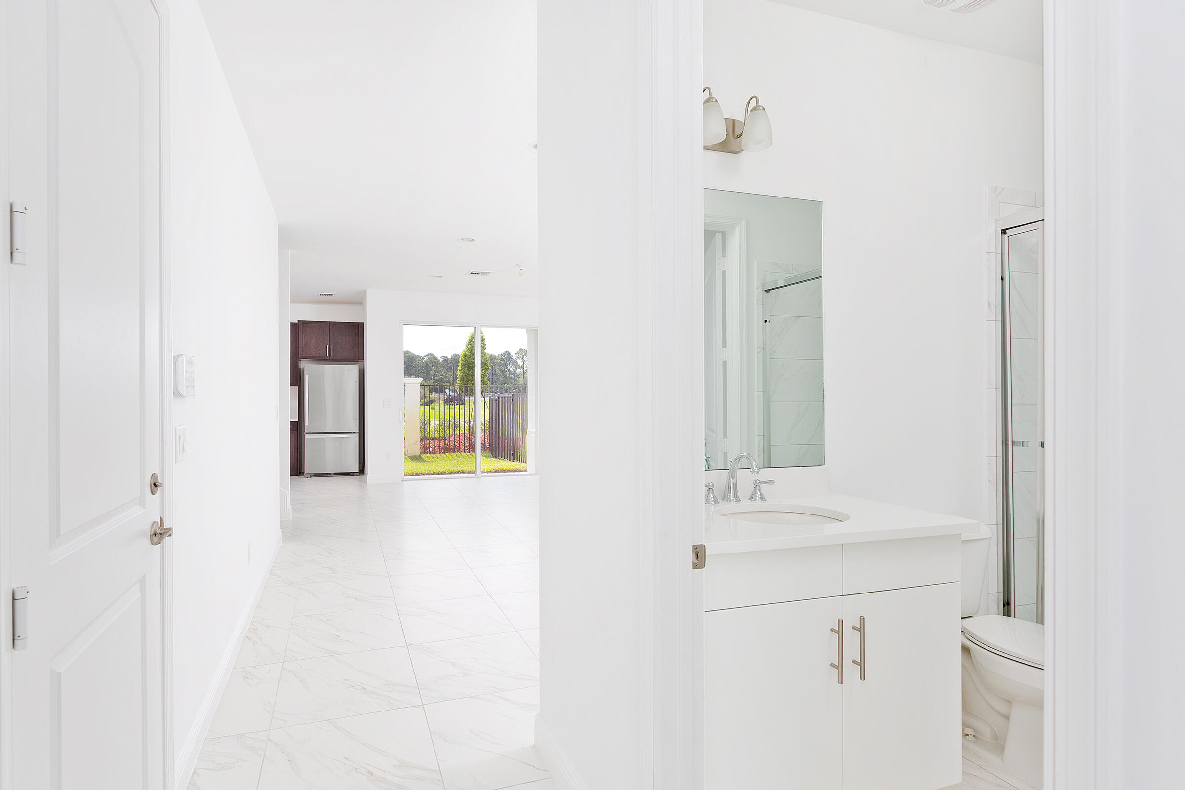 6979 Pines #35, Coconut Creek FL 33073