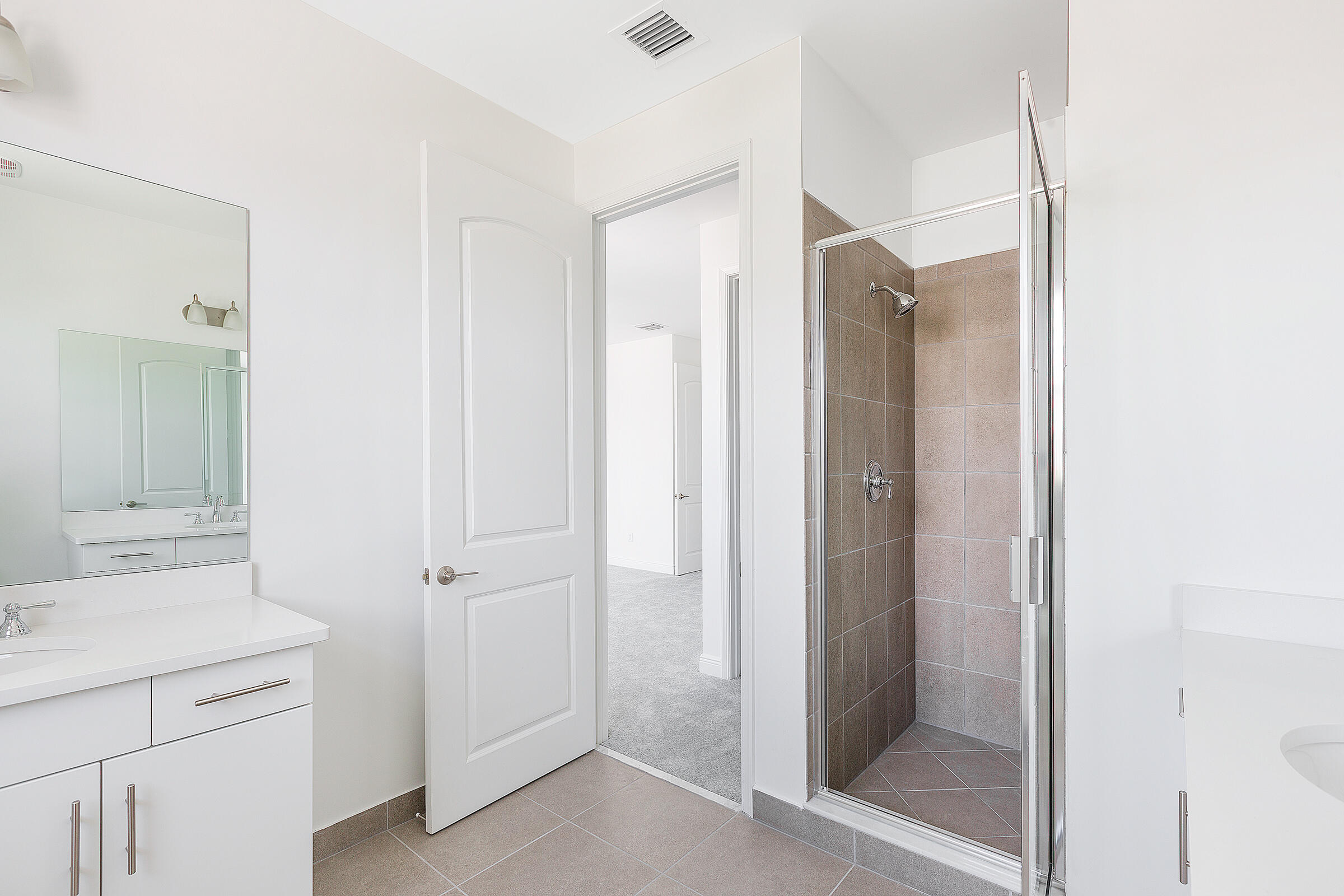 6979 Pines #35, Coconut Creek FL 33073