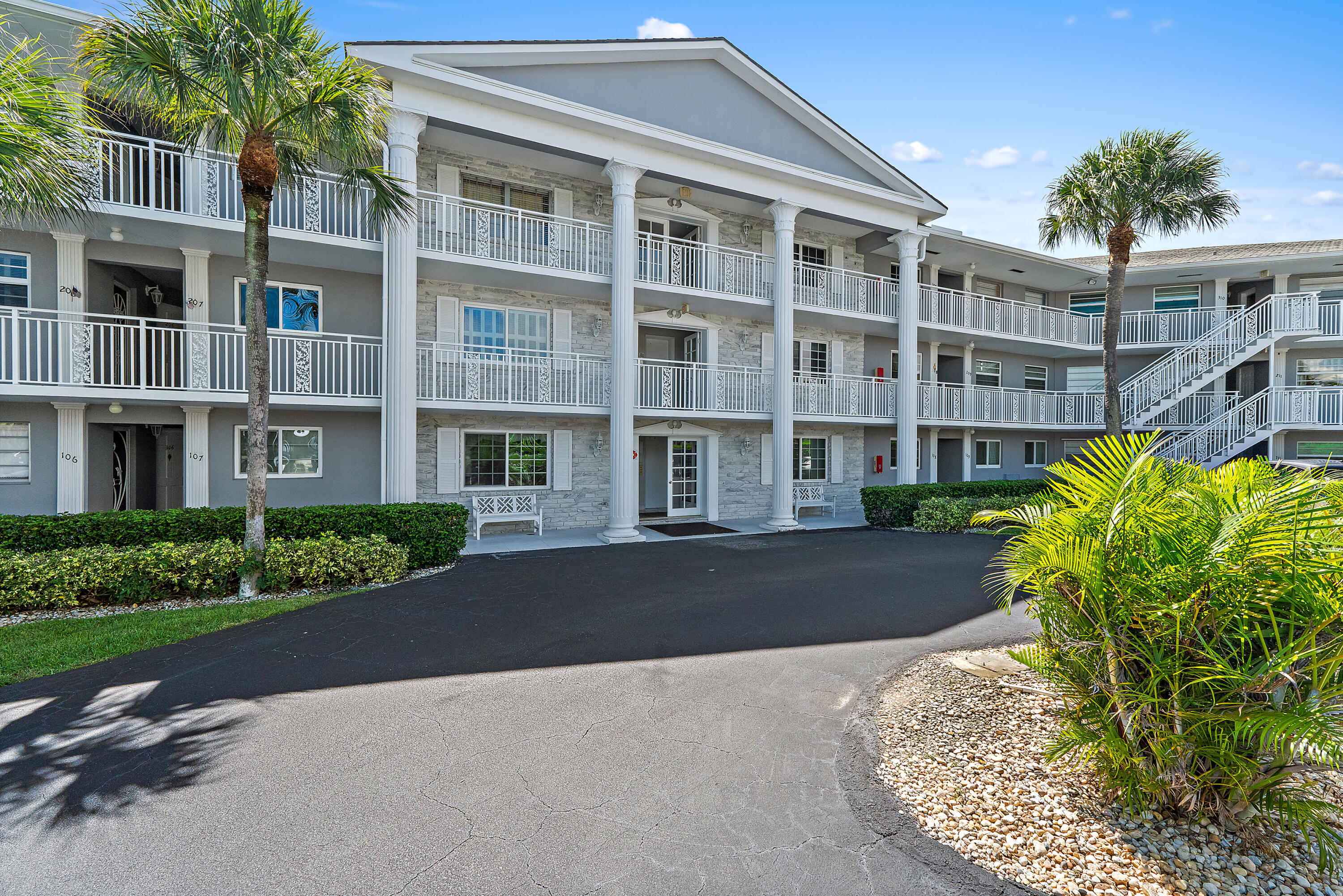 50 Celestial #310, Juno Beach FL 33408