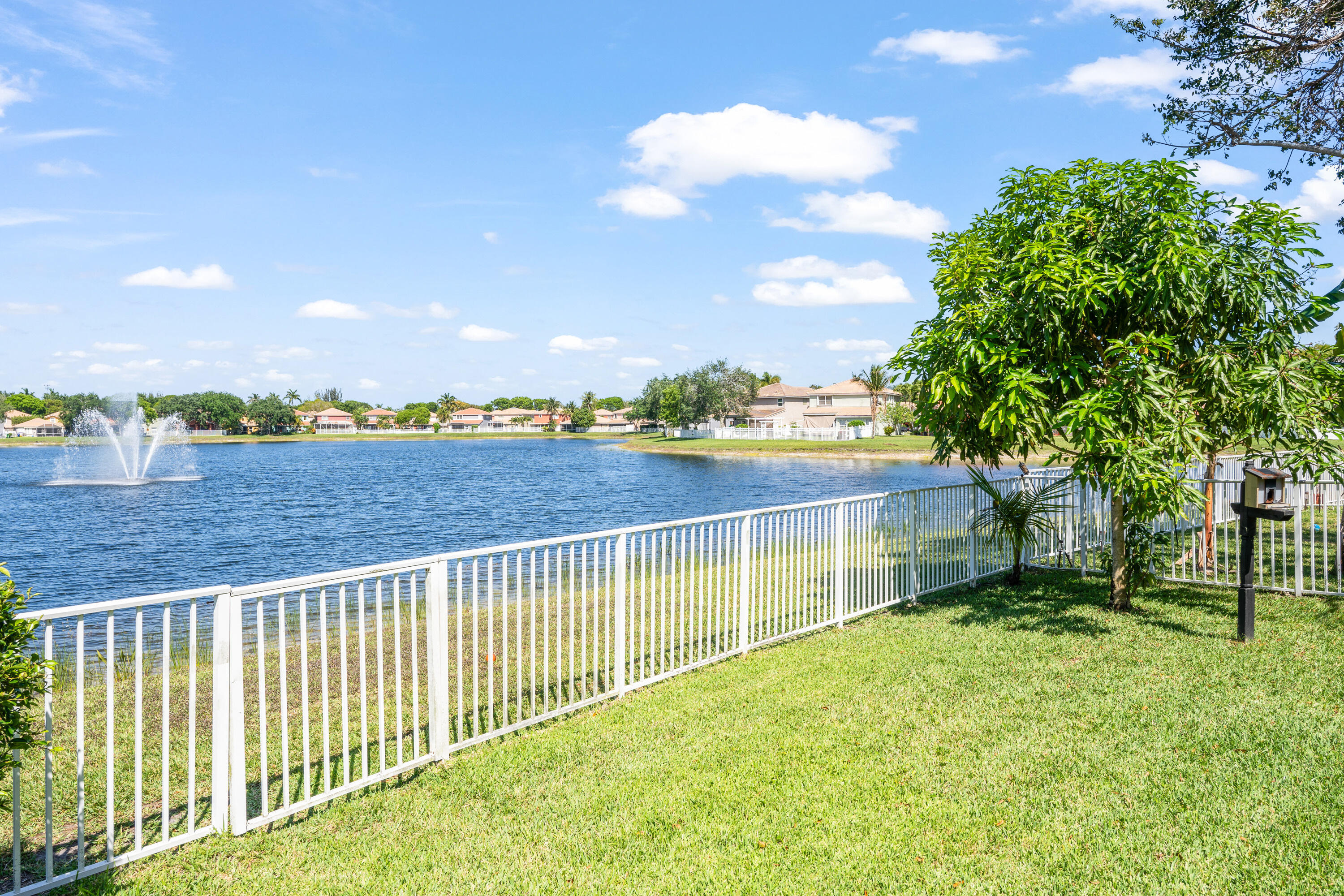 3302 Bollard, West Palm Beach FL 33411