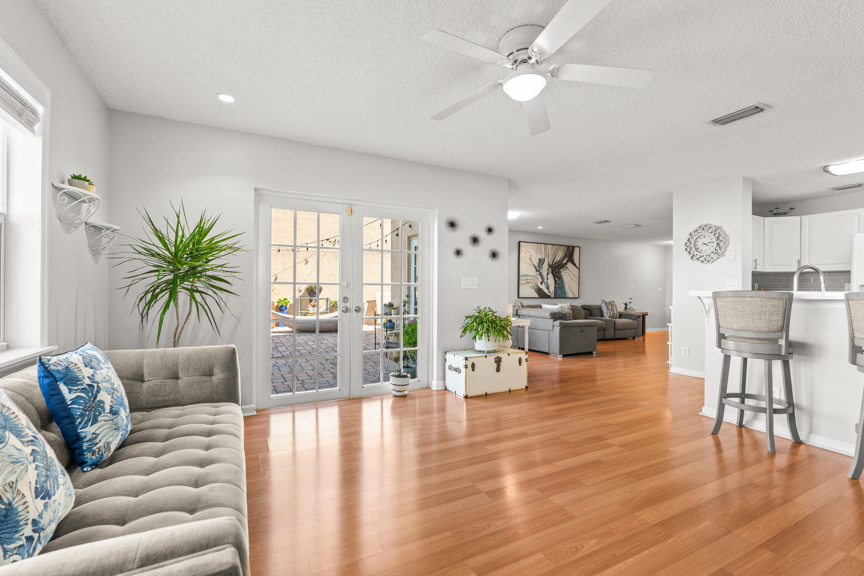 3302 Bollard, West Palm Beach FL 33411