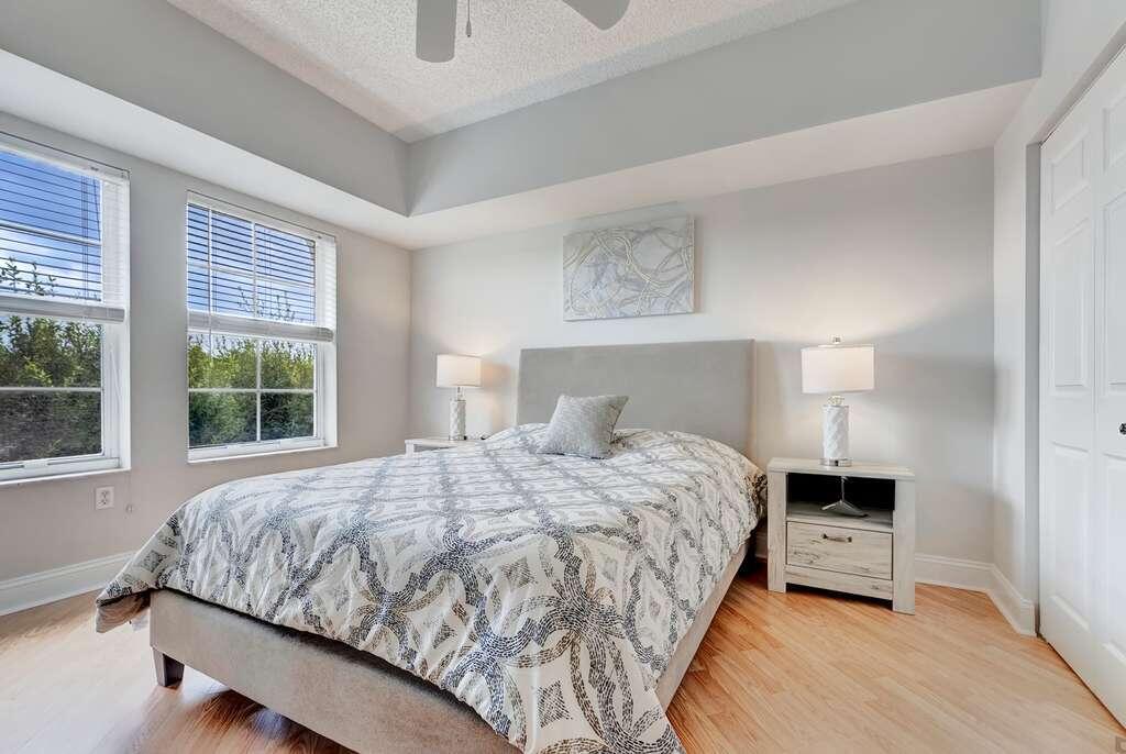 2417 Tuscany #2417, Boynton Beach FL 33435