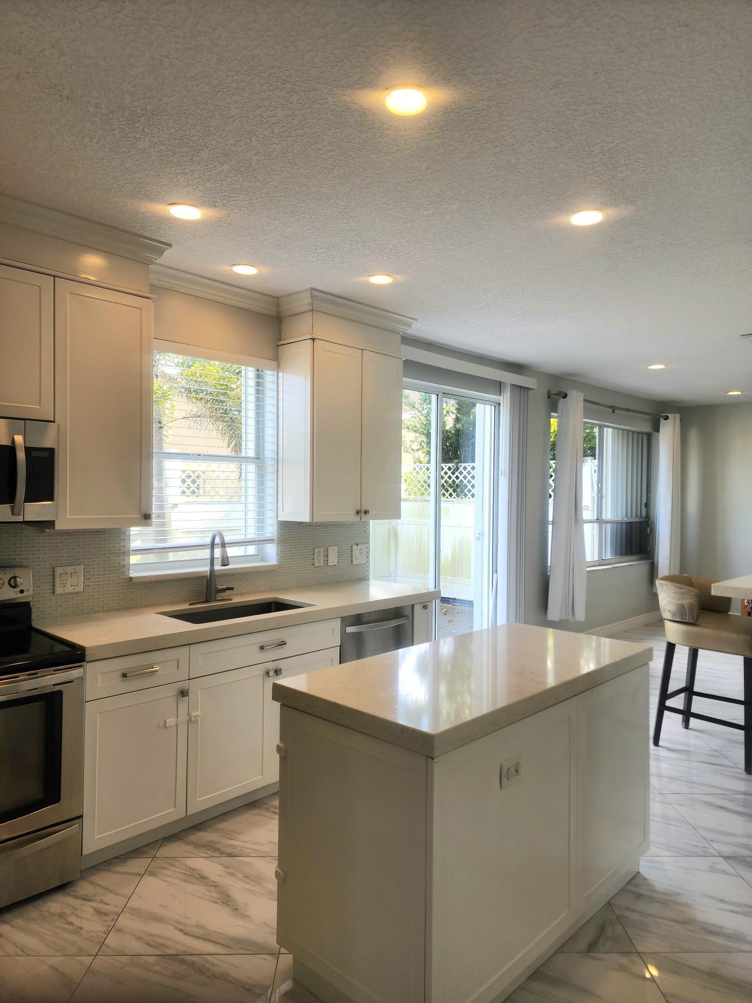 18860 La Costa, Boca Raton FL 33496