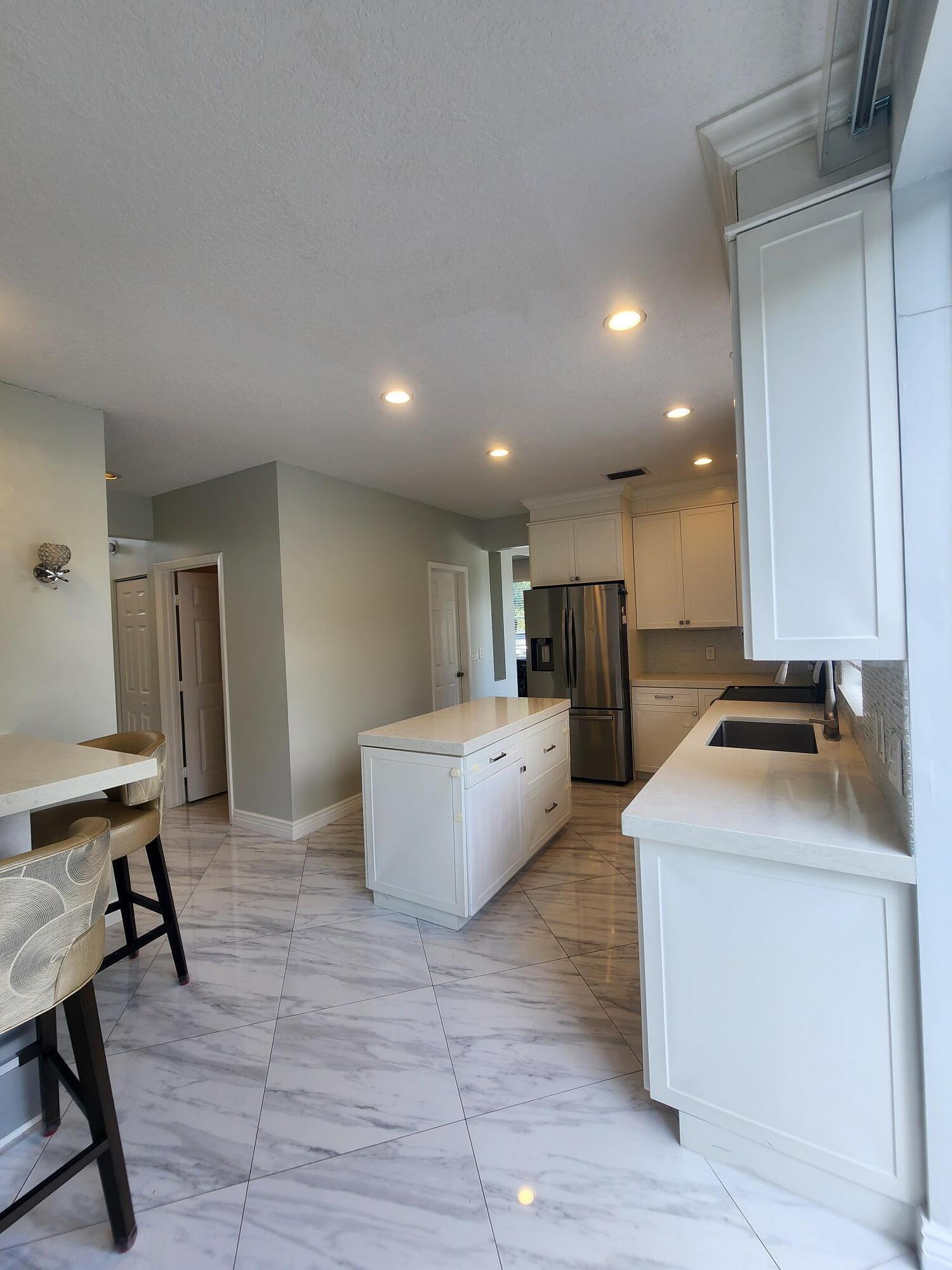 18860 La Costa, Boca Raton FL 33496