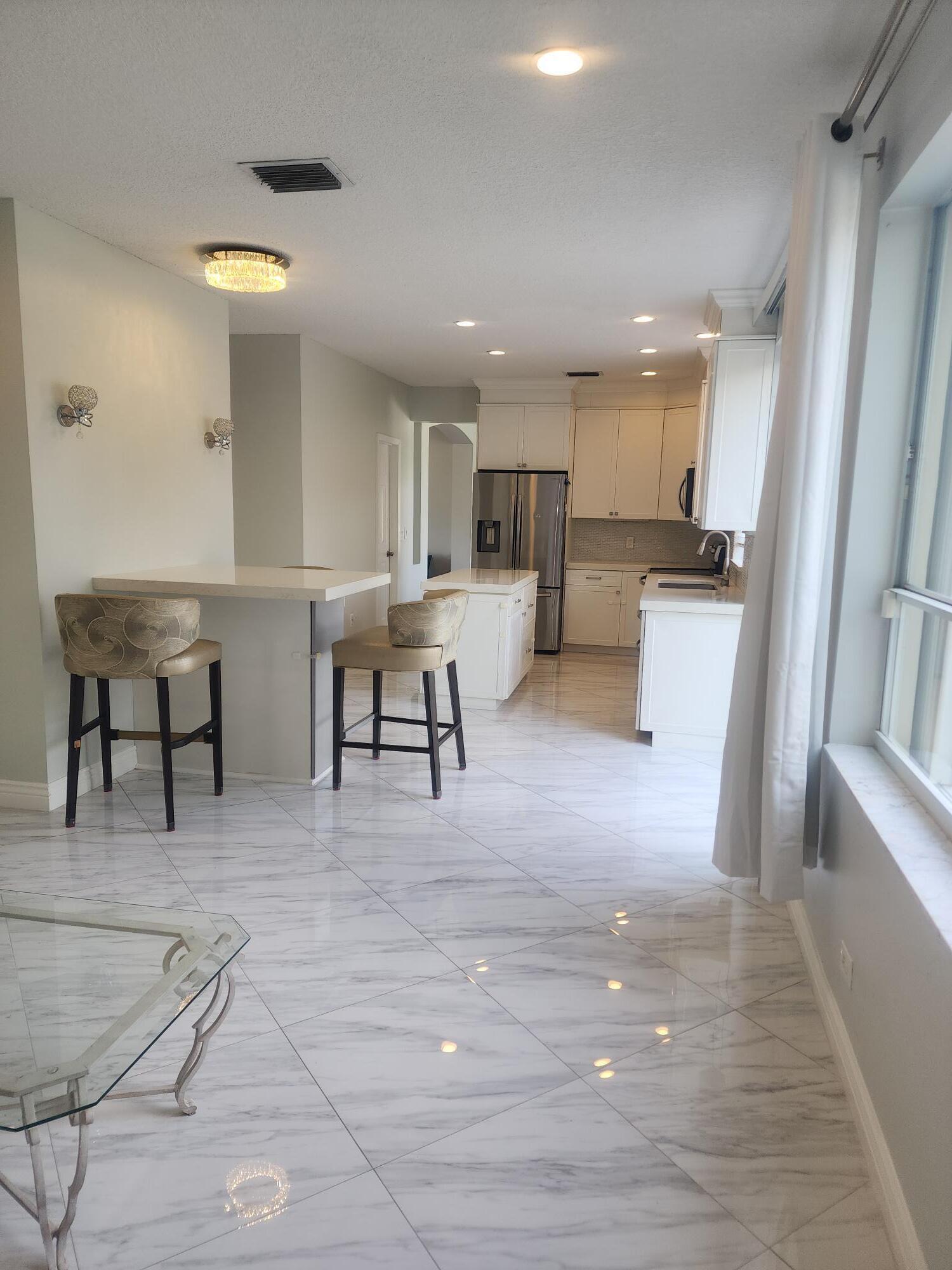 18860 La Costa, Boca Raton FL 33496