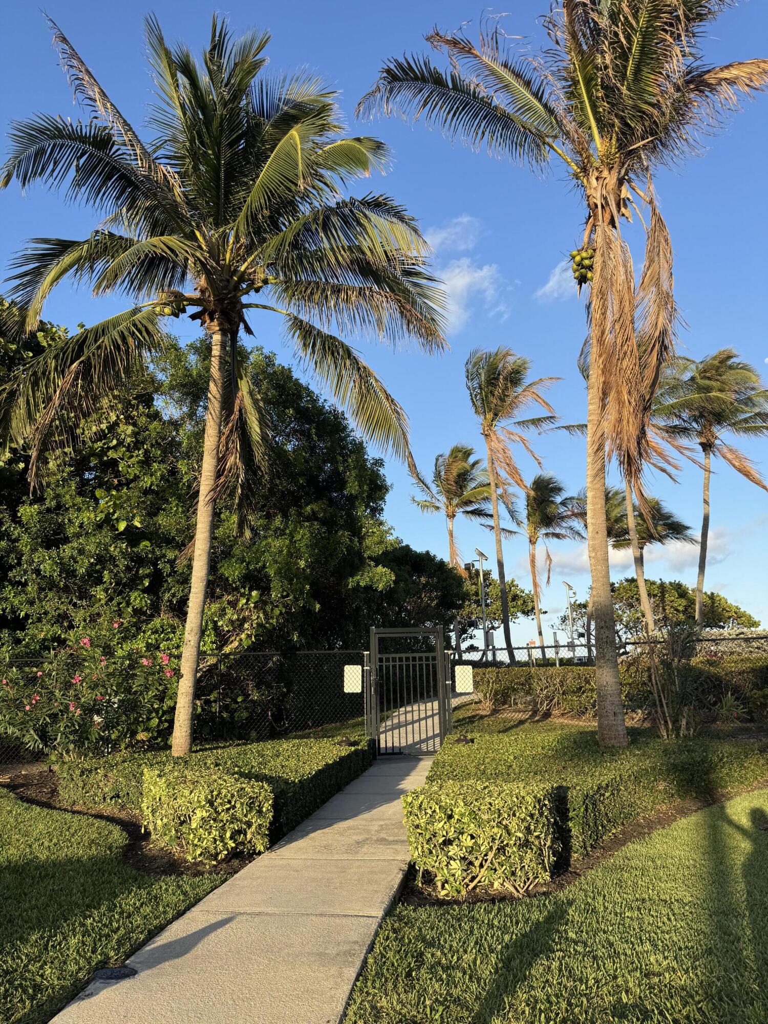 401 Ocean Bluffs #303, Jupiter FL 33477