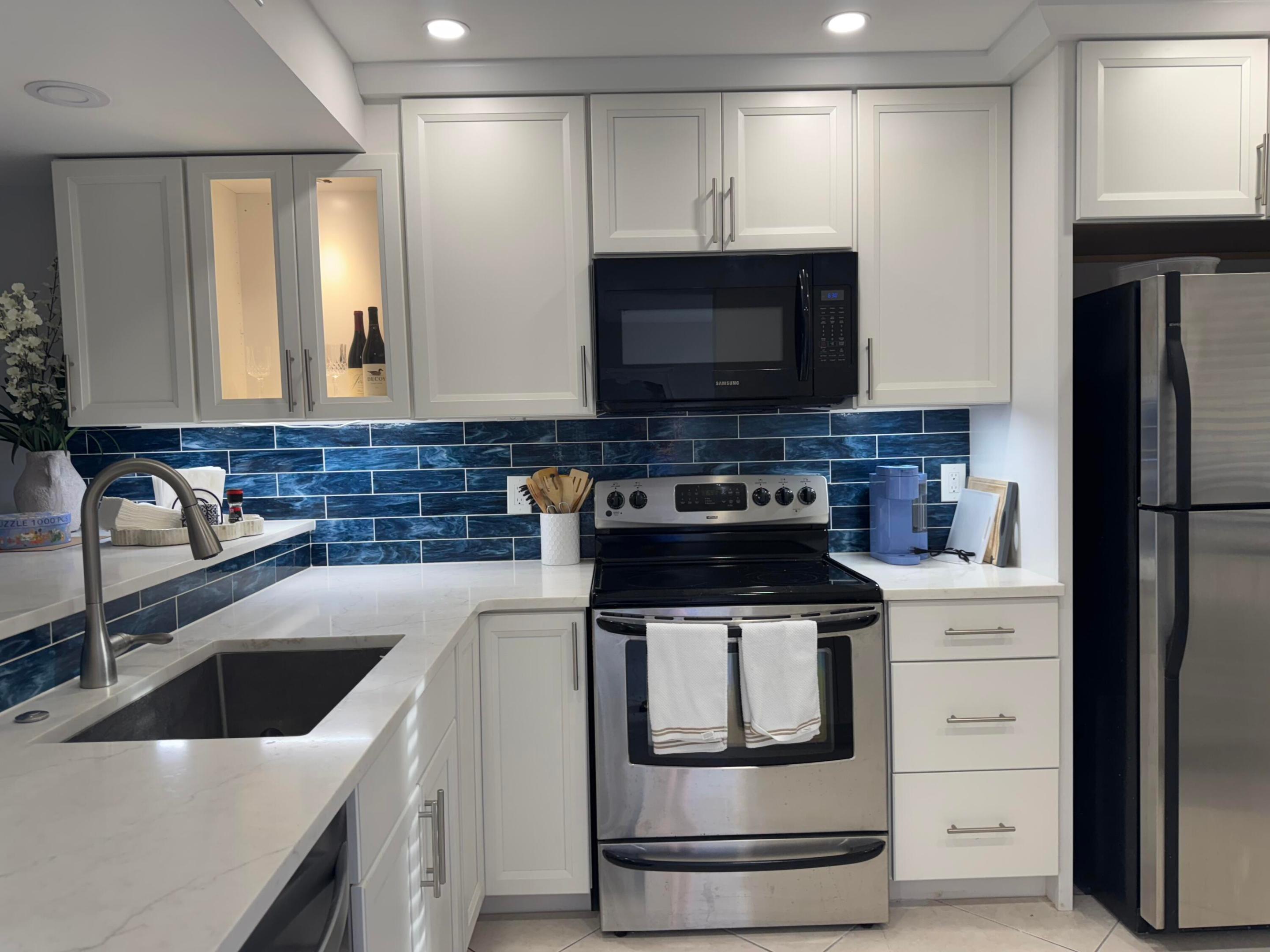 401 Ocean Bluffs #303, Jupiter FL 33477