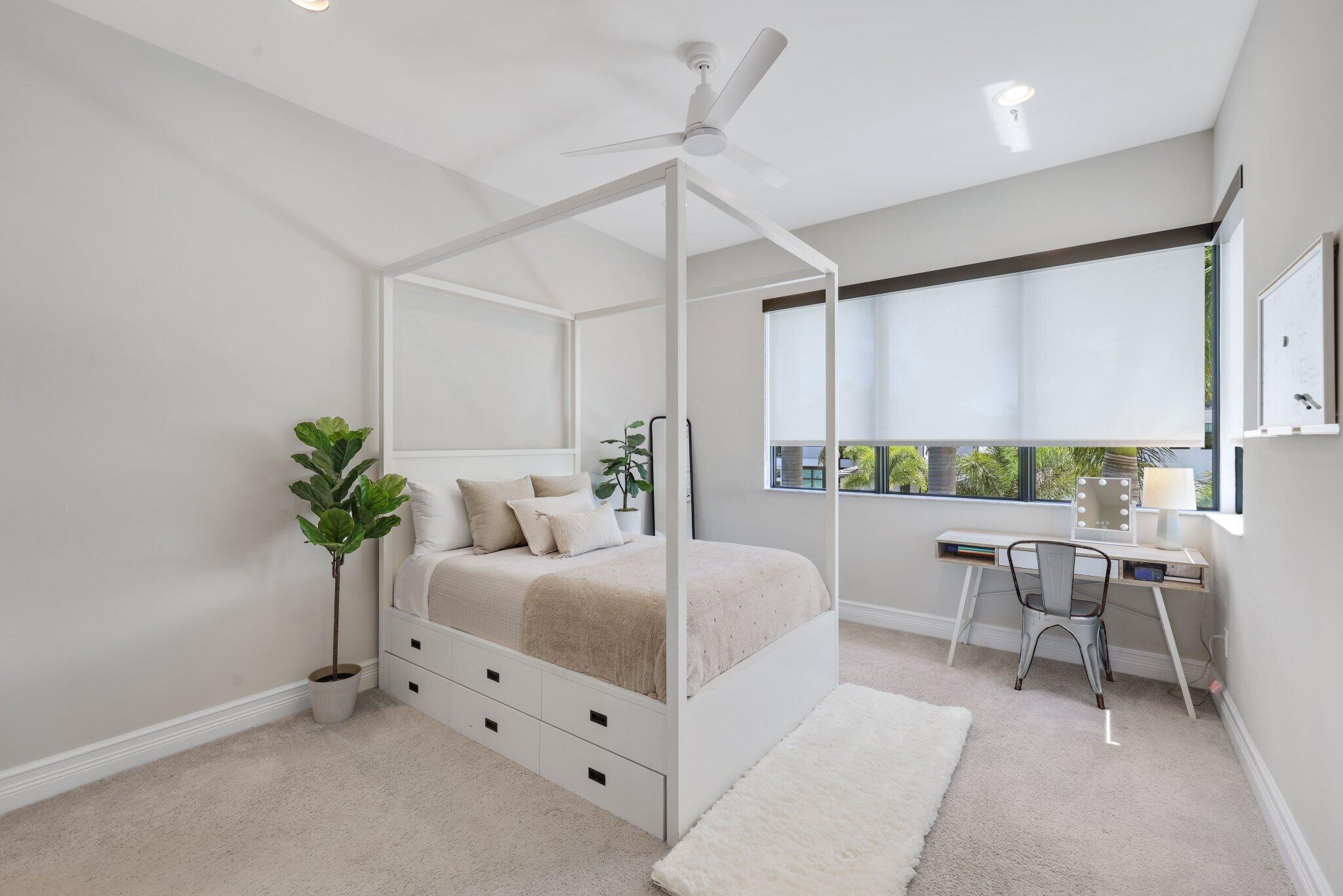 9275 Biaggio, Boca Raton FL 33496