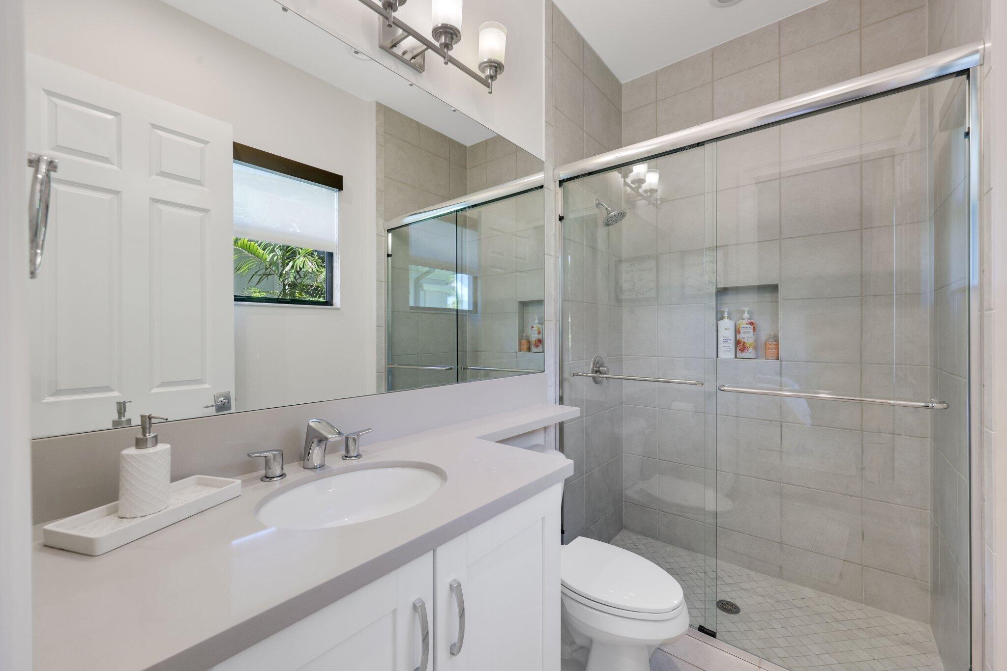 9275 Biaggio, Boca Raton FL 33496