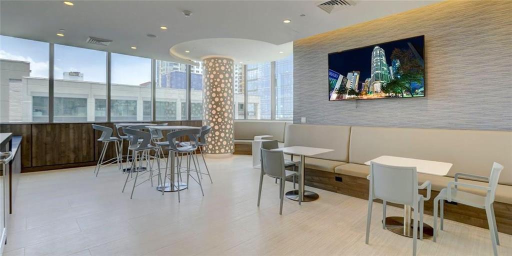 100 E Las Olas #1902, Fort Lauderdale FL 33301