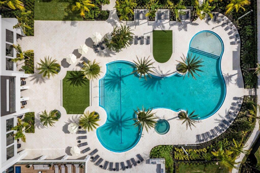 7200 W 4th #1-115, Hialeah FL 33014