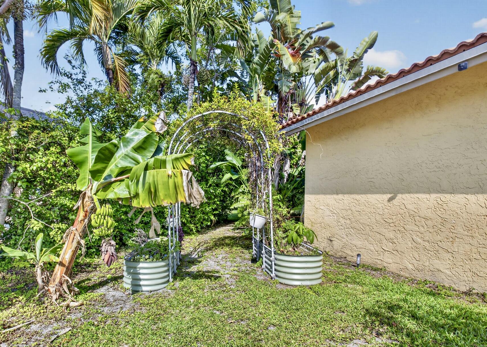 19803 Back 9, Boca Raton FL 33498
