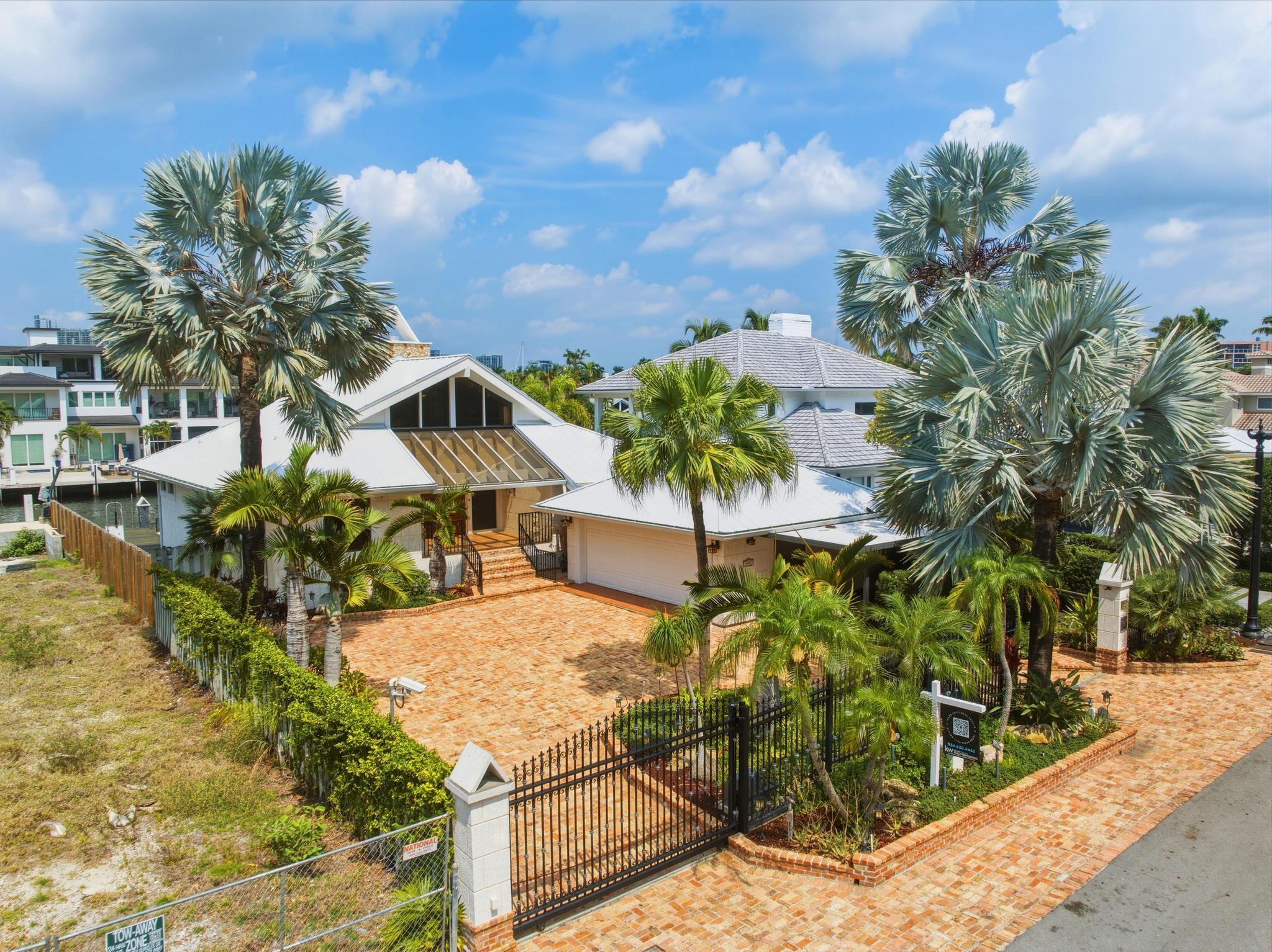 449 Bontona, Fort Lauderdale FL 33301