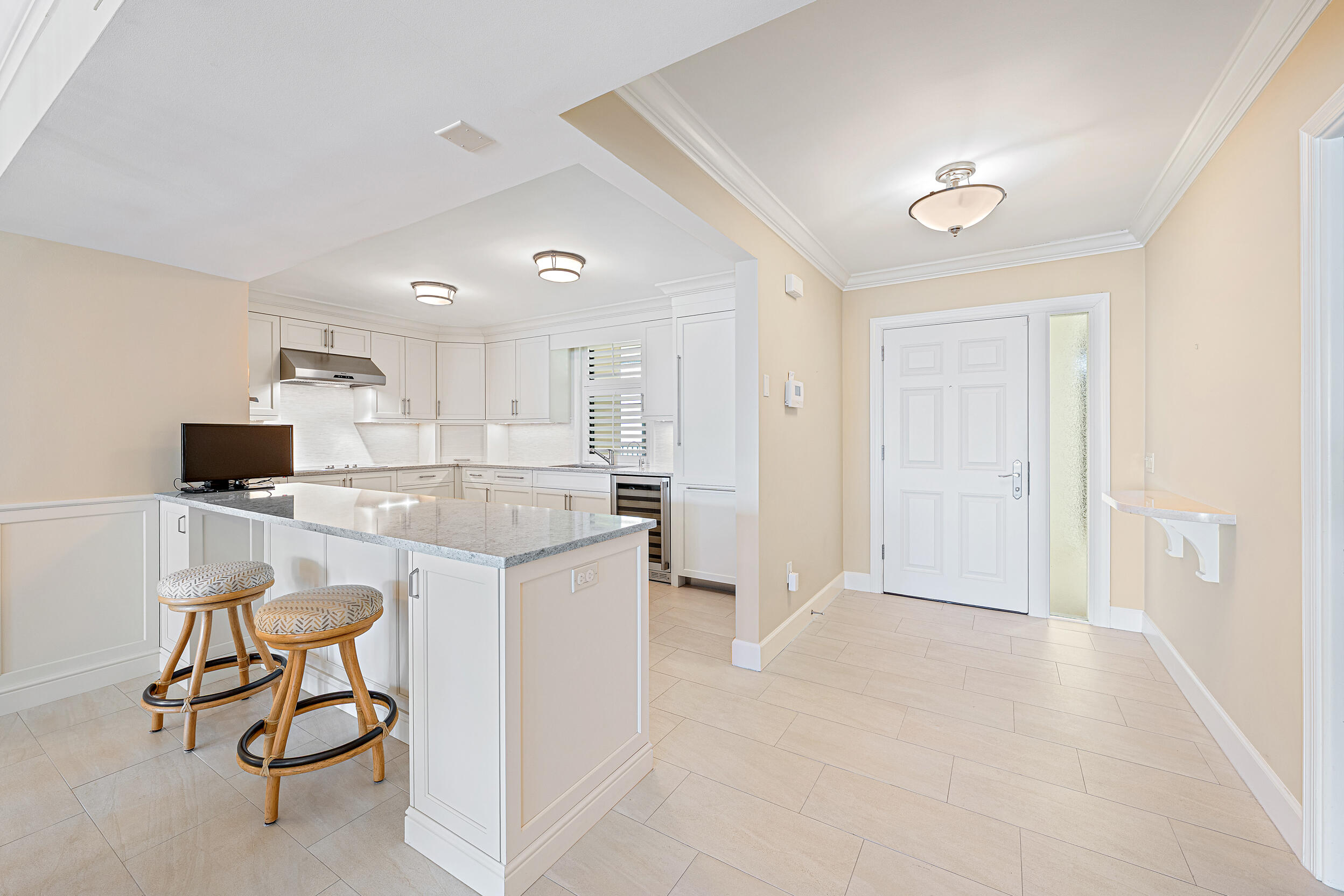 200 Beach #202, Tequesta FL 33469