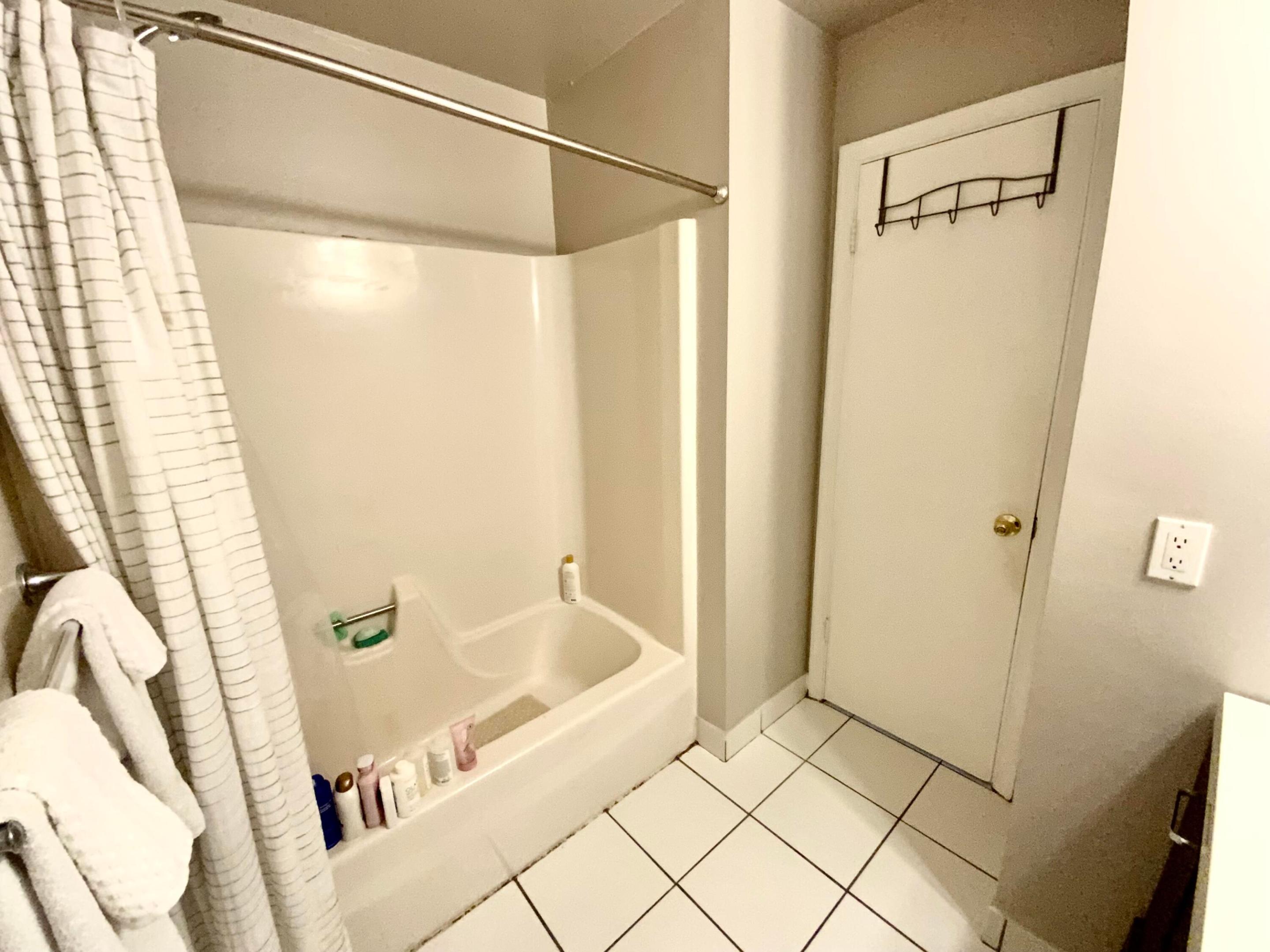 7922 SW 5th, North Lauderdale FL 33068
