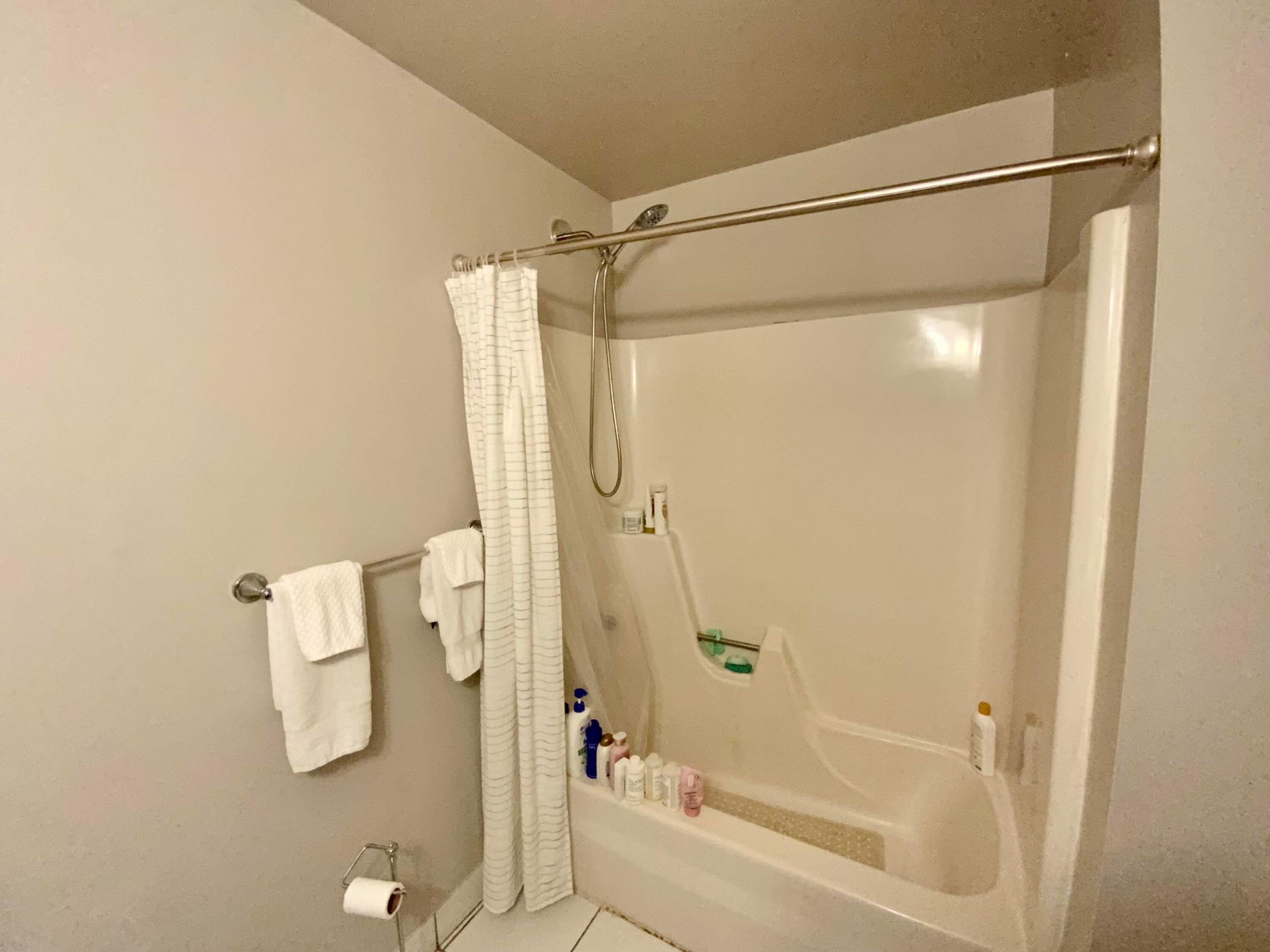 7922 SW 5th, North Lauderdale FL 33068