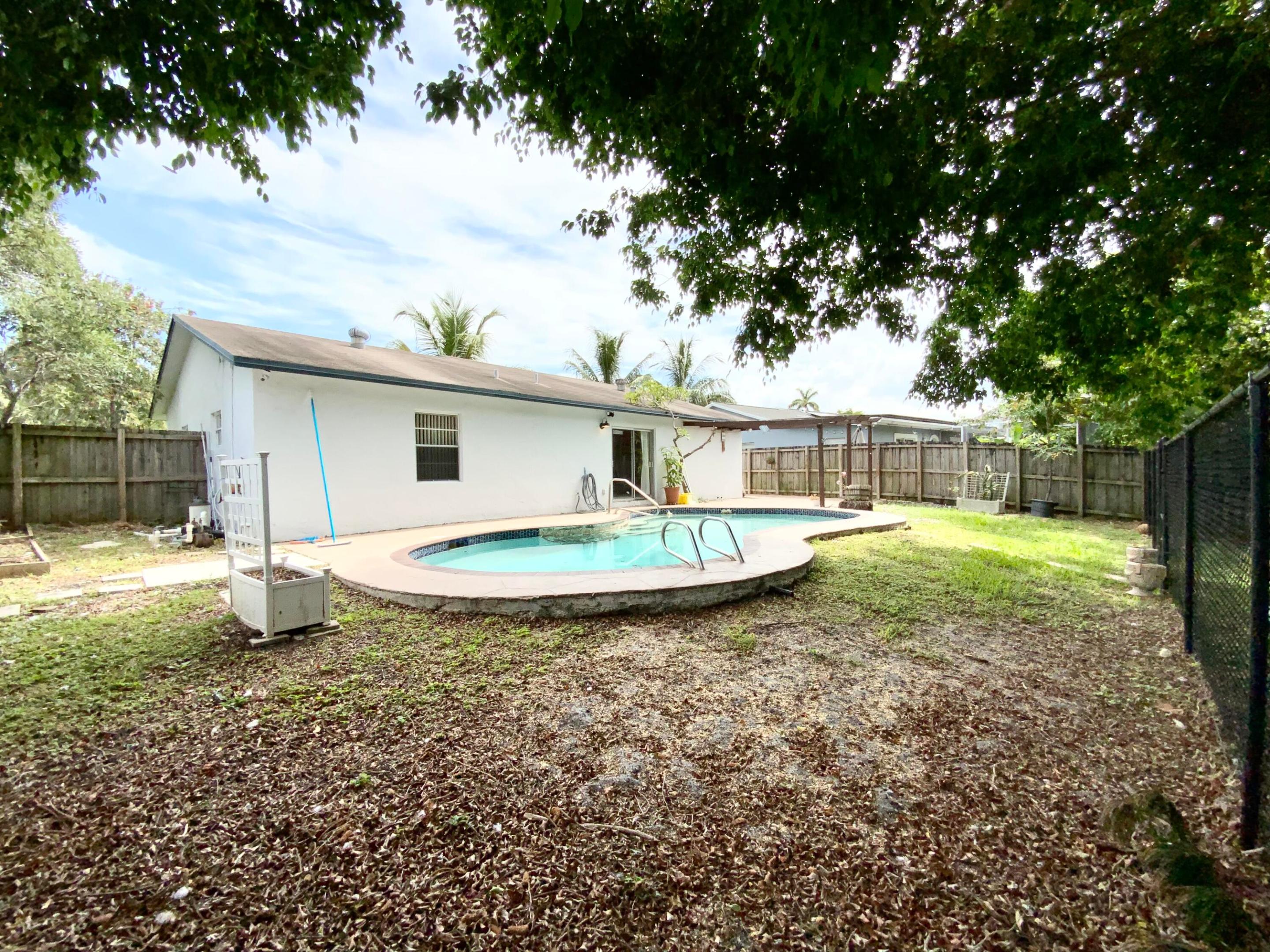 7922 SW 5th, North Lauderdale FL 33068