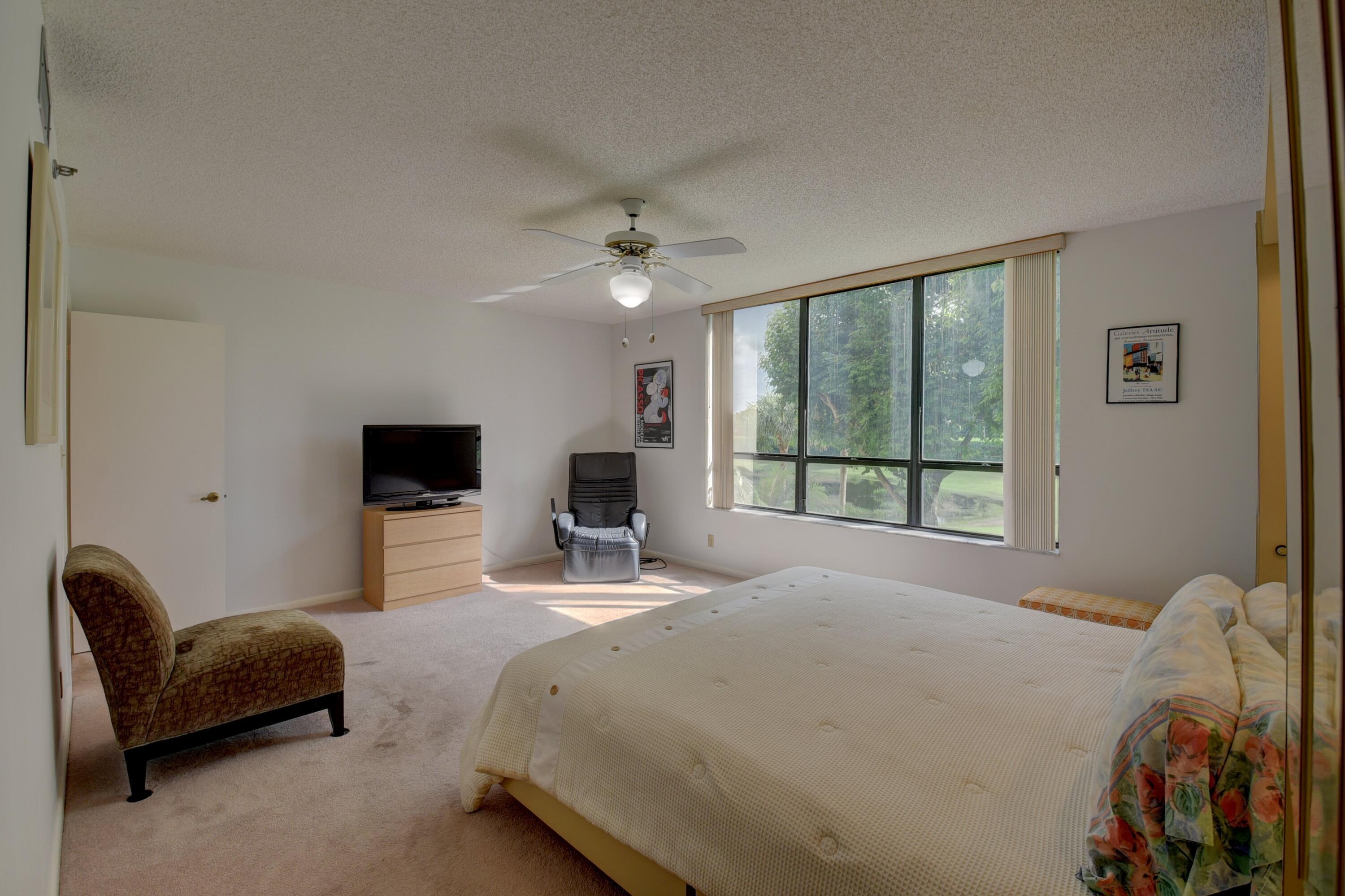 7194 Promenade #202, Boca Raton FL 33433