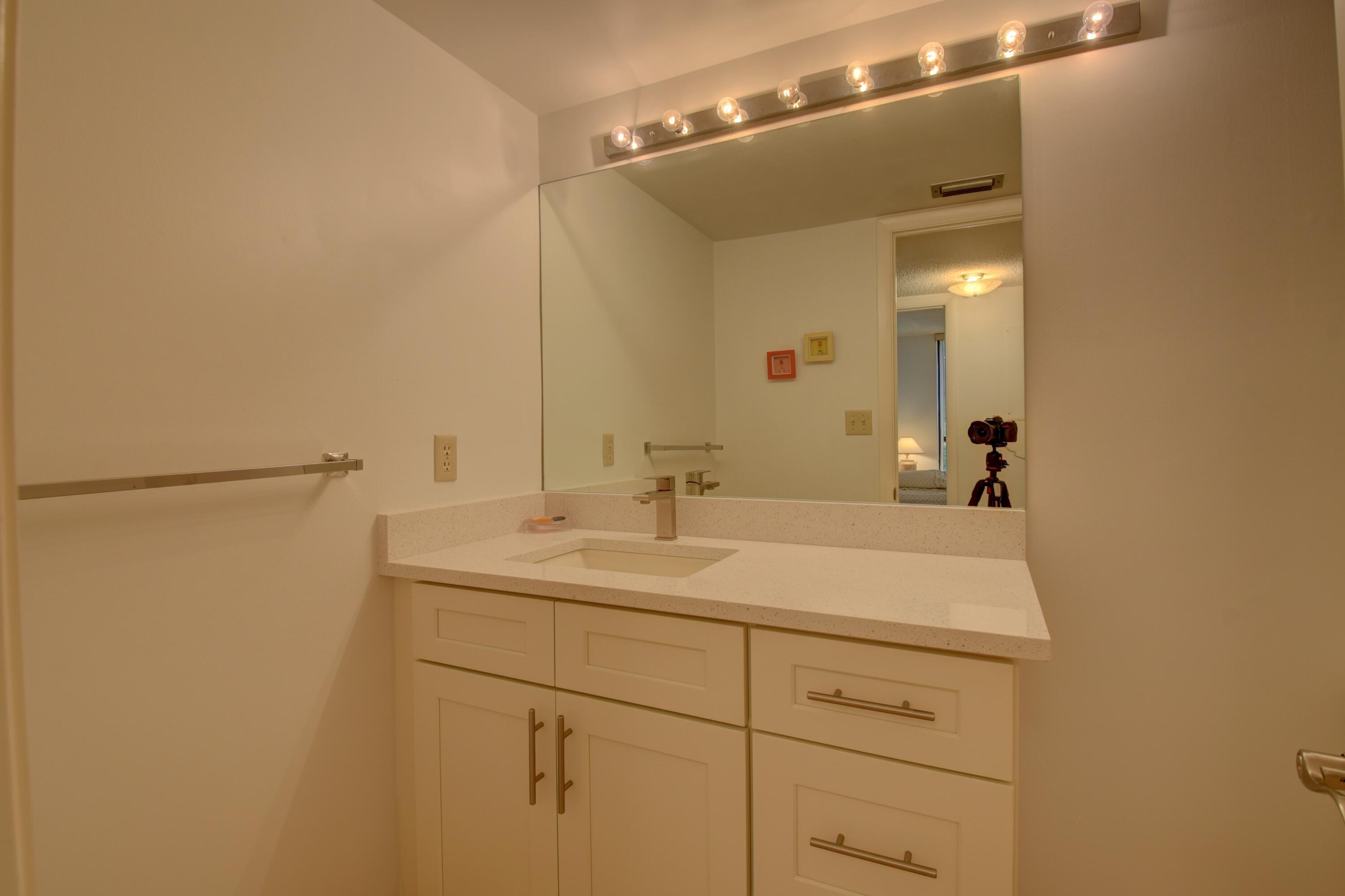 7194 Promenade #202, Boca Raton FL 33433
