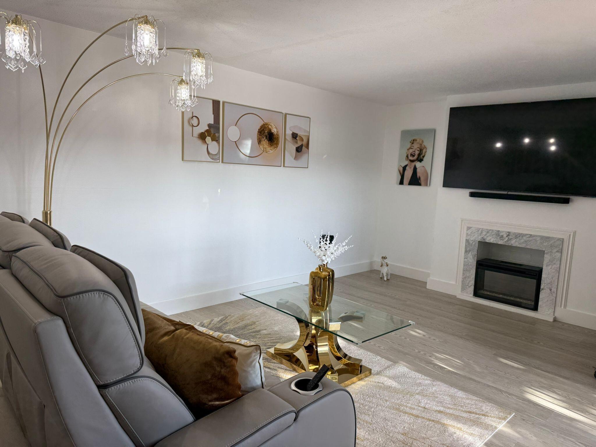 21 Lake Arbor, Palm Springs FL 33461