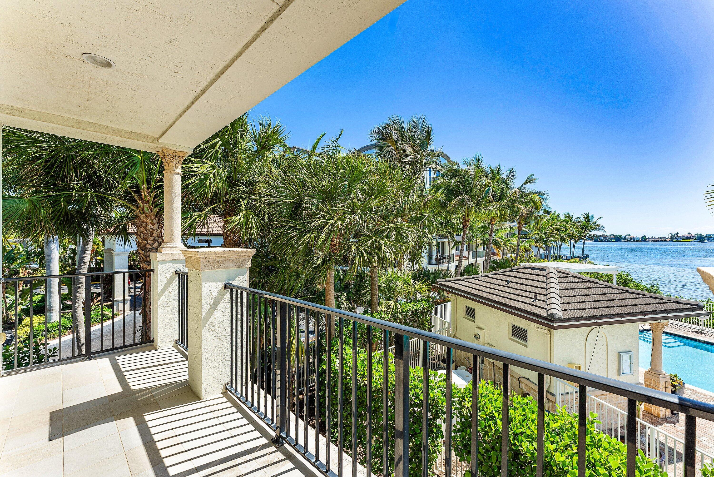 10 Windward, Boynton Beach FL 33435