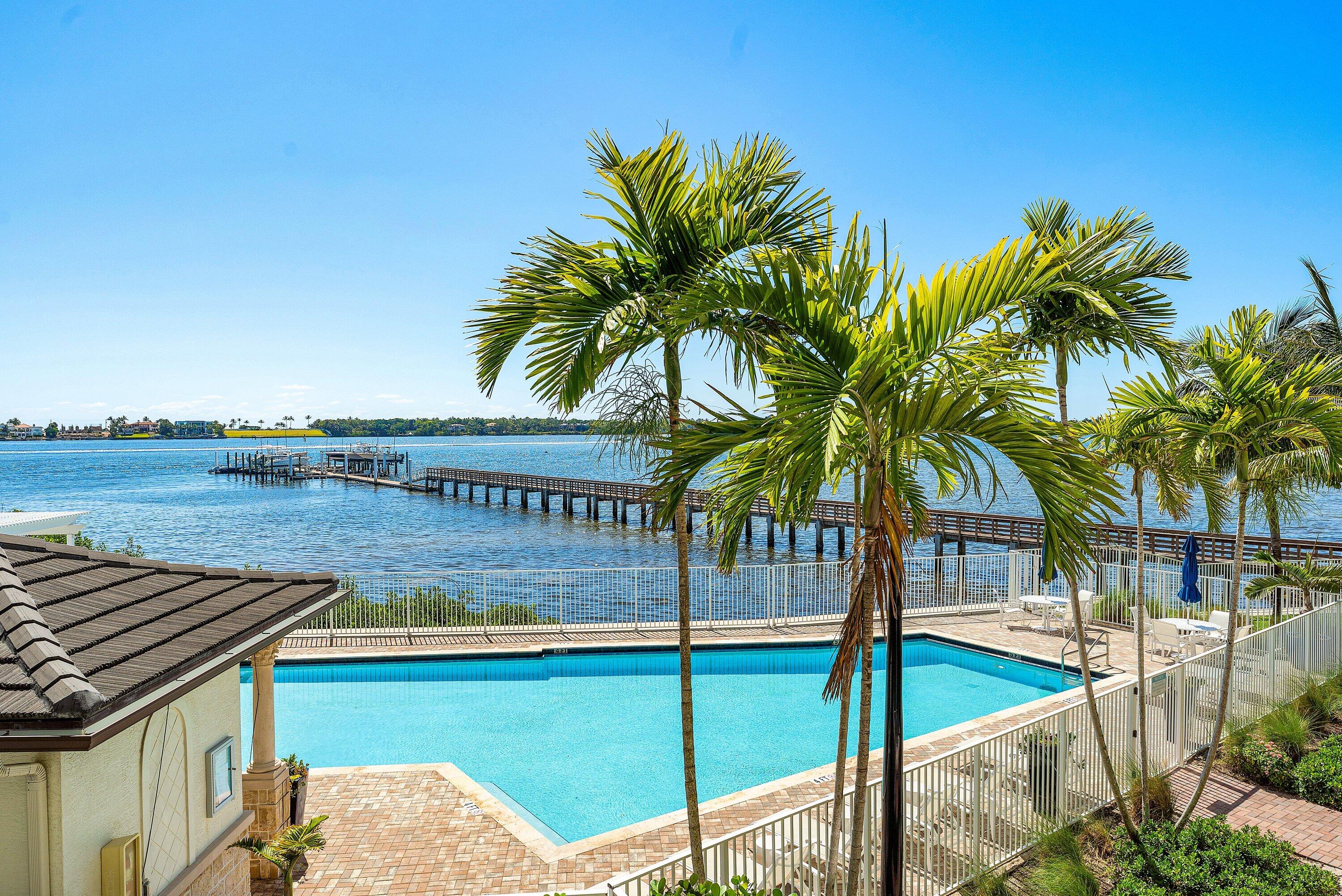 10 Windward, Boynton Beach FL 33435