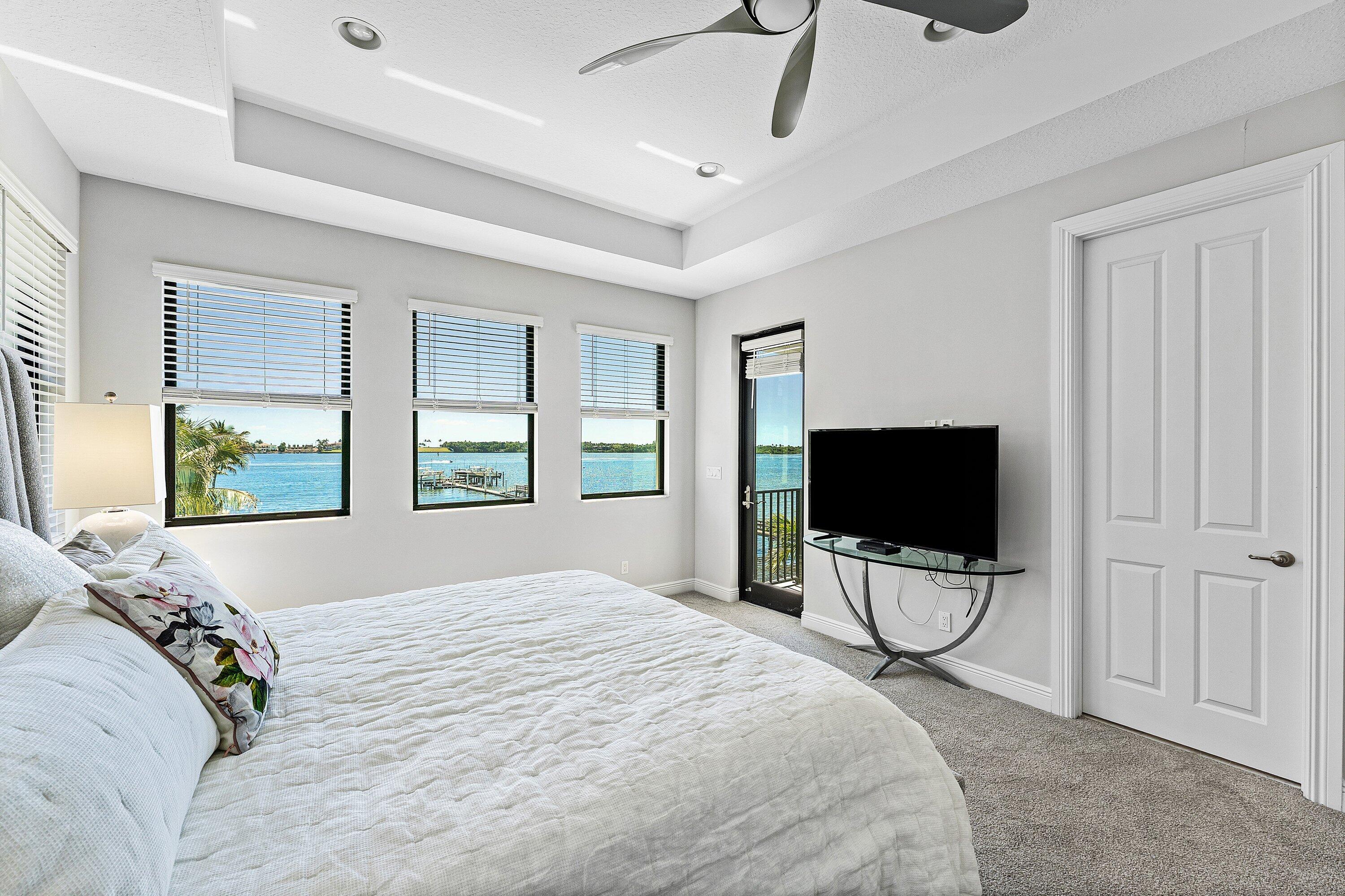 10 Windward, Boynton Beach FL 33435